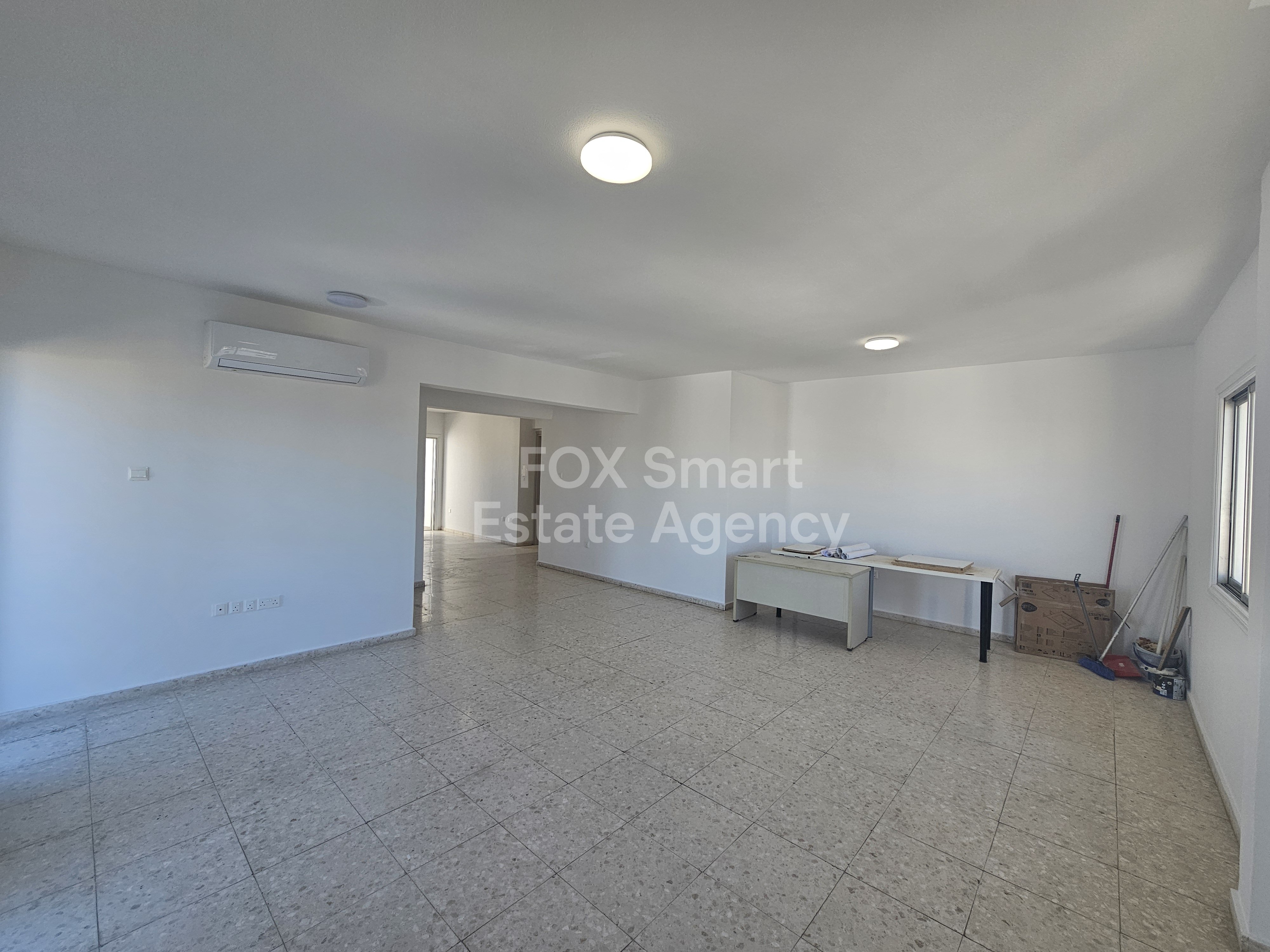 🌇 Renovated 3-Bedroom Penthouse Apartment 163 sqm + 110 sqm Verandas in Strovolos (Stavrou Area), Nicosia