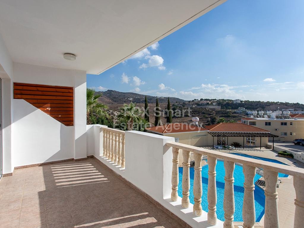 Apartment in Pegeia - Image 4