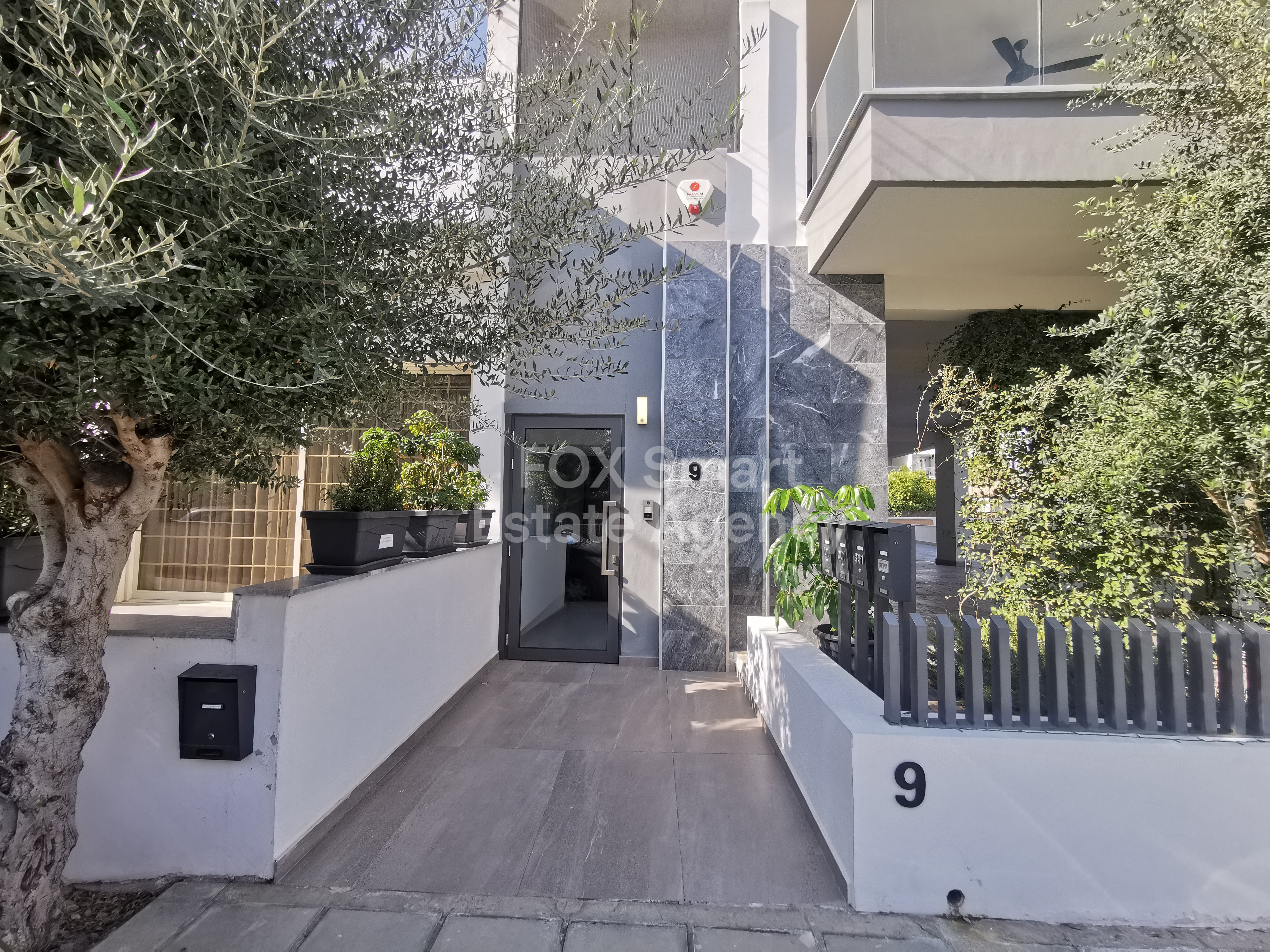 FOR SALE – Modern 3-Bedroom Whole-Floor Apartment | Engomi – Agios Dometios Border