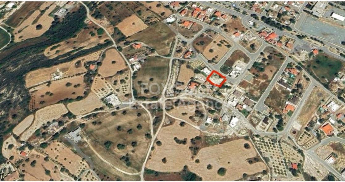 Land in Pano Kivides - view 1