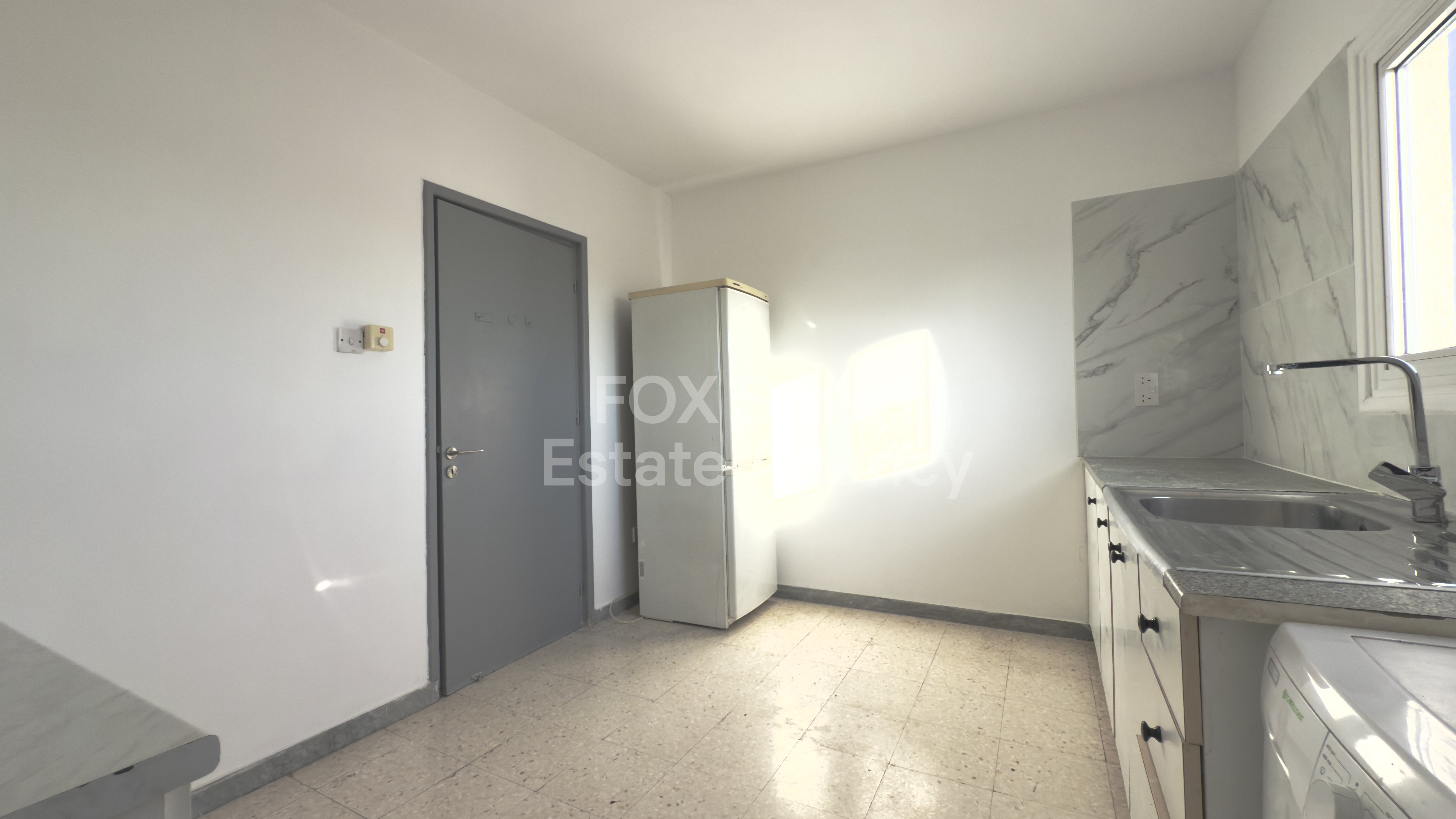 2-Bedroom Apartment in Agioi Anargyroi II – Ideal for Living or Investment