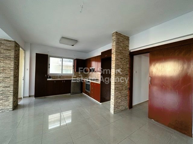 Apartment, For Sale, Limassol  3 Bedrooms 1 Bathroom 