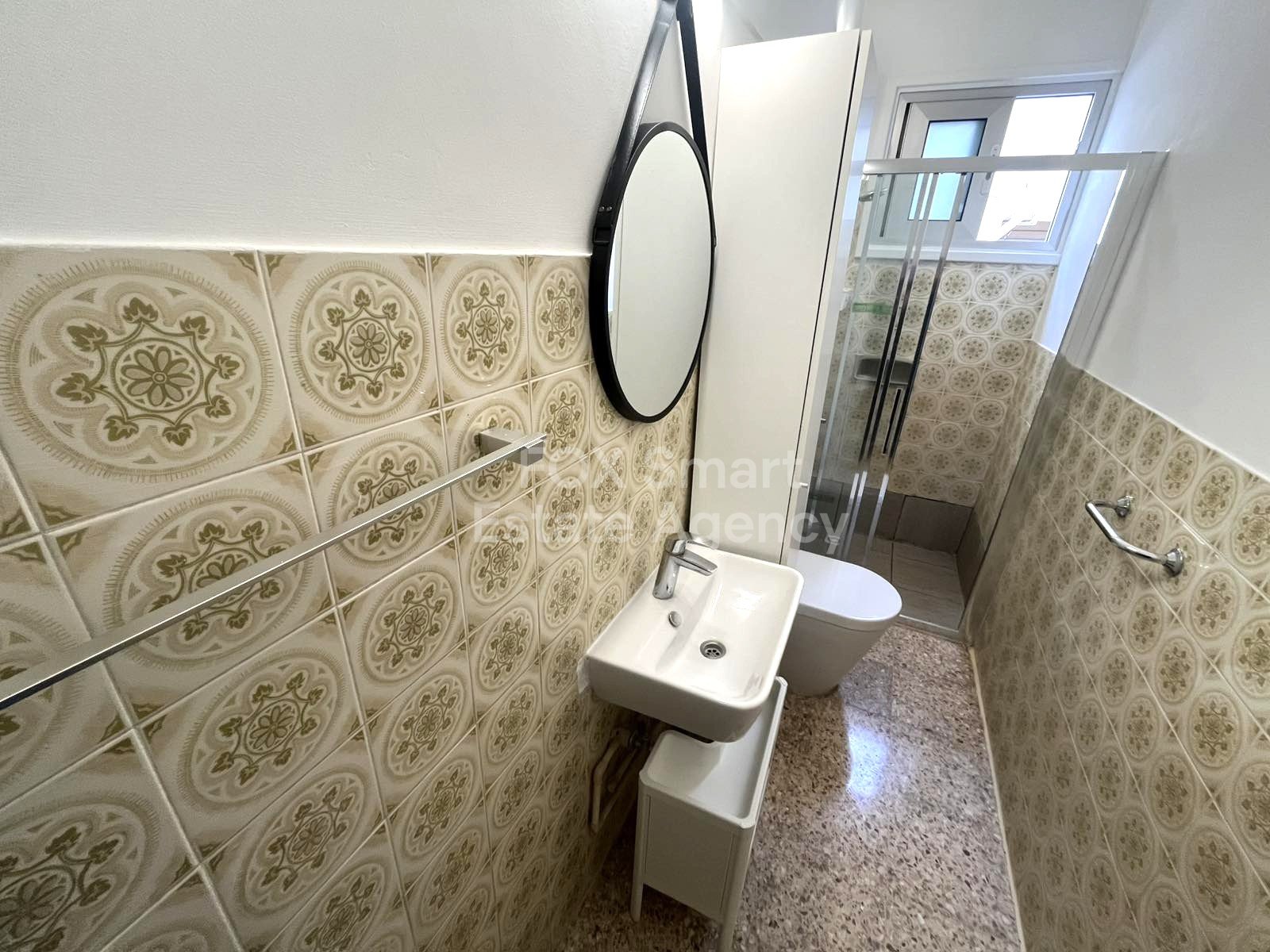 For rent 2 bedroom  ground floor apartment in Strovolos , close to Strovolou and Pericleous Street, Nicosia