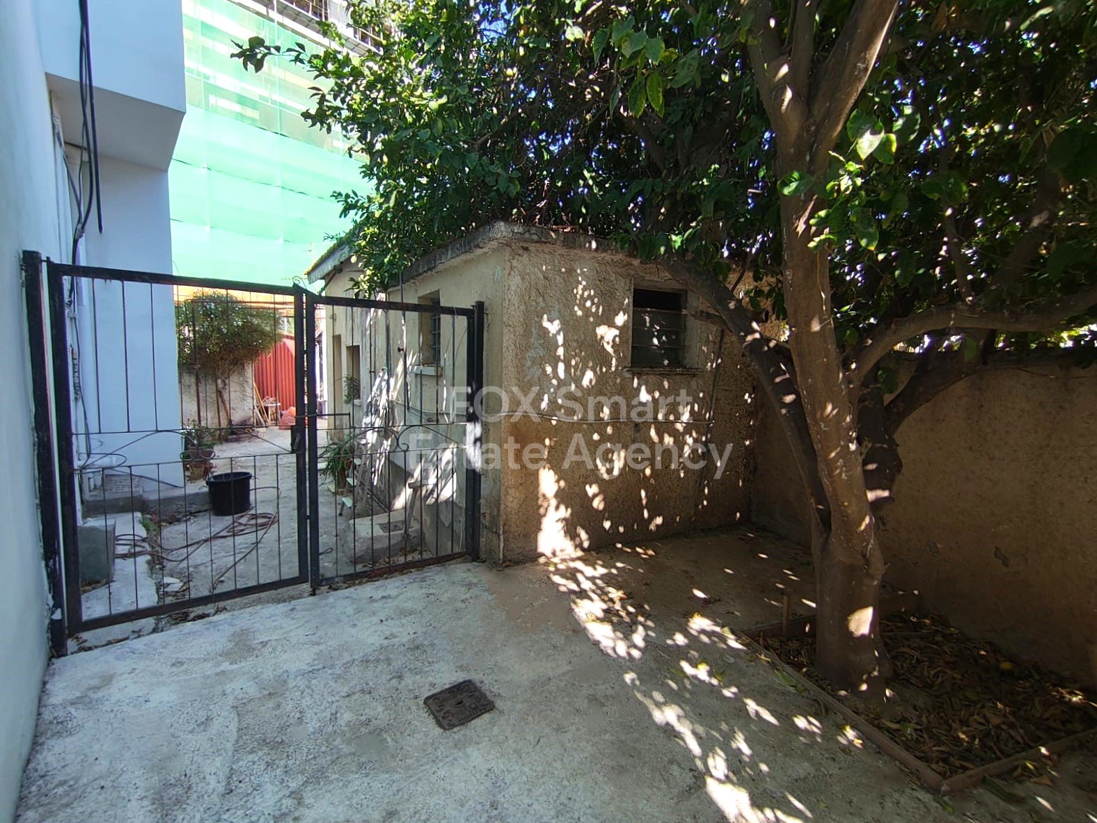 4 Bedroom Detached House + old Bungalow House, Sotiros area, Larnaca