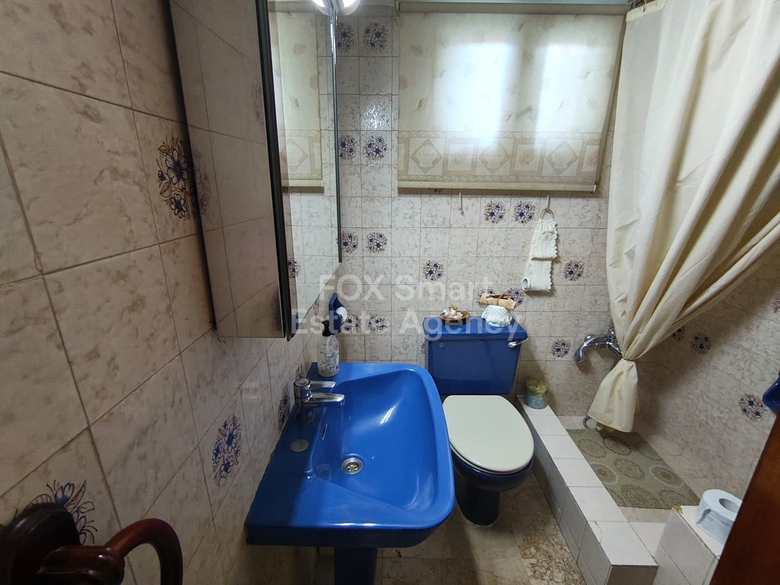 4 Bedroom Detached House + old Bungalow House, Sotiros area, Larnaca