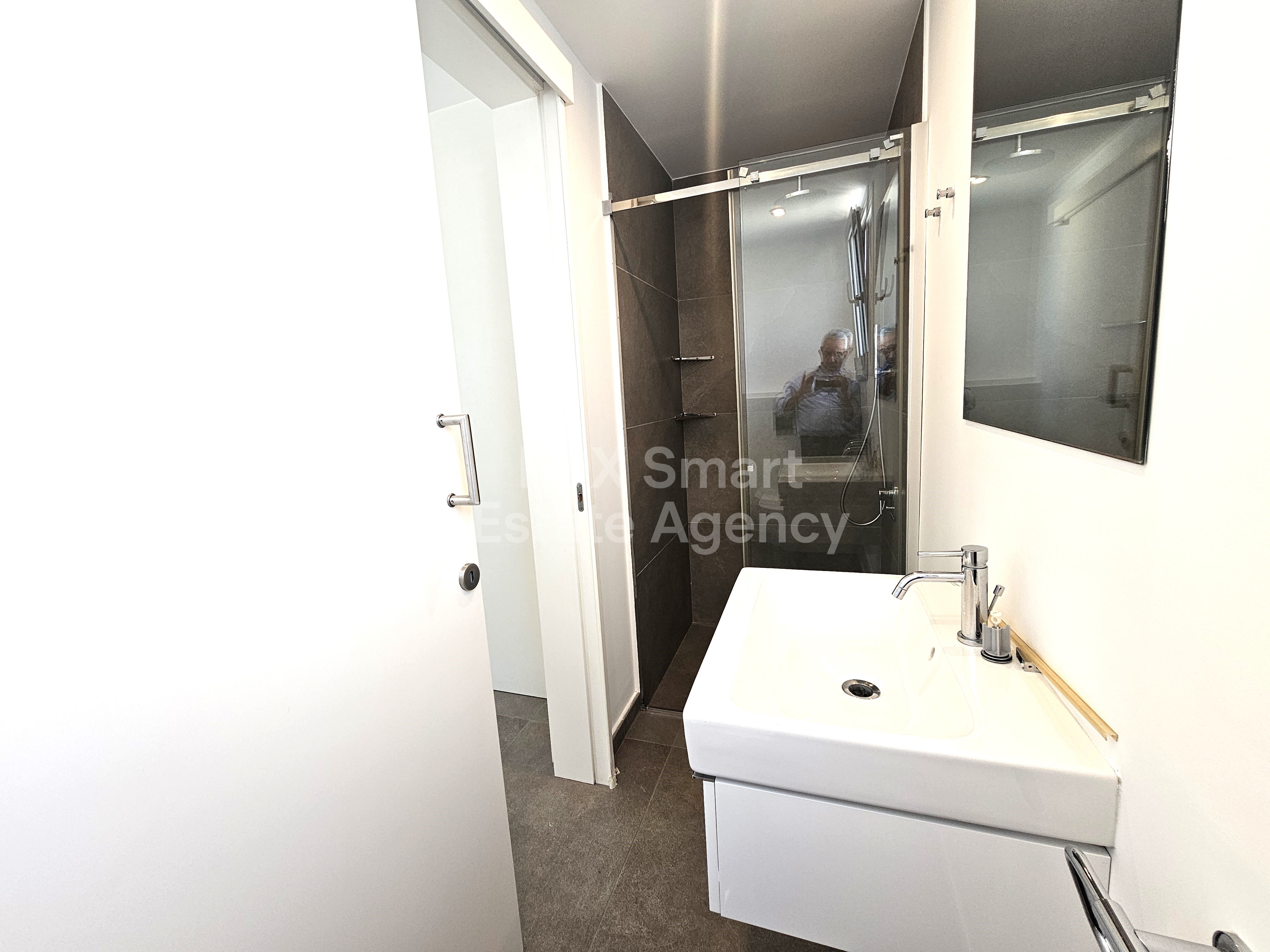 Luxury 3-Bedroom Apartment in Agioi Omologites (Opposite Agios Demetrios Park & Near Junior School), Nicosia