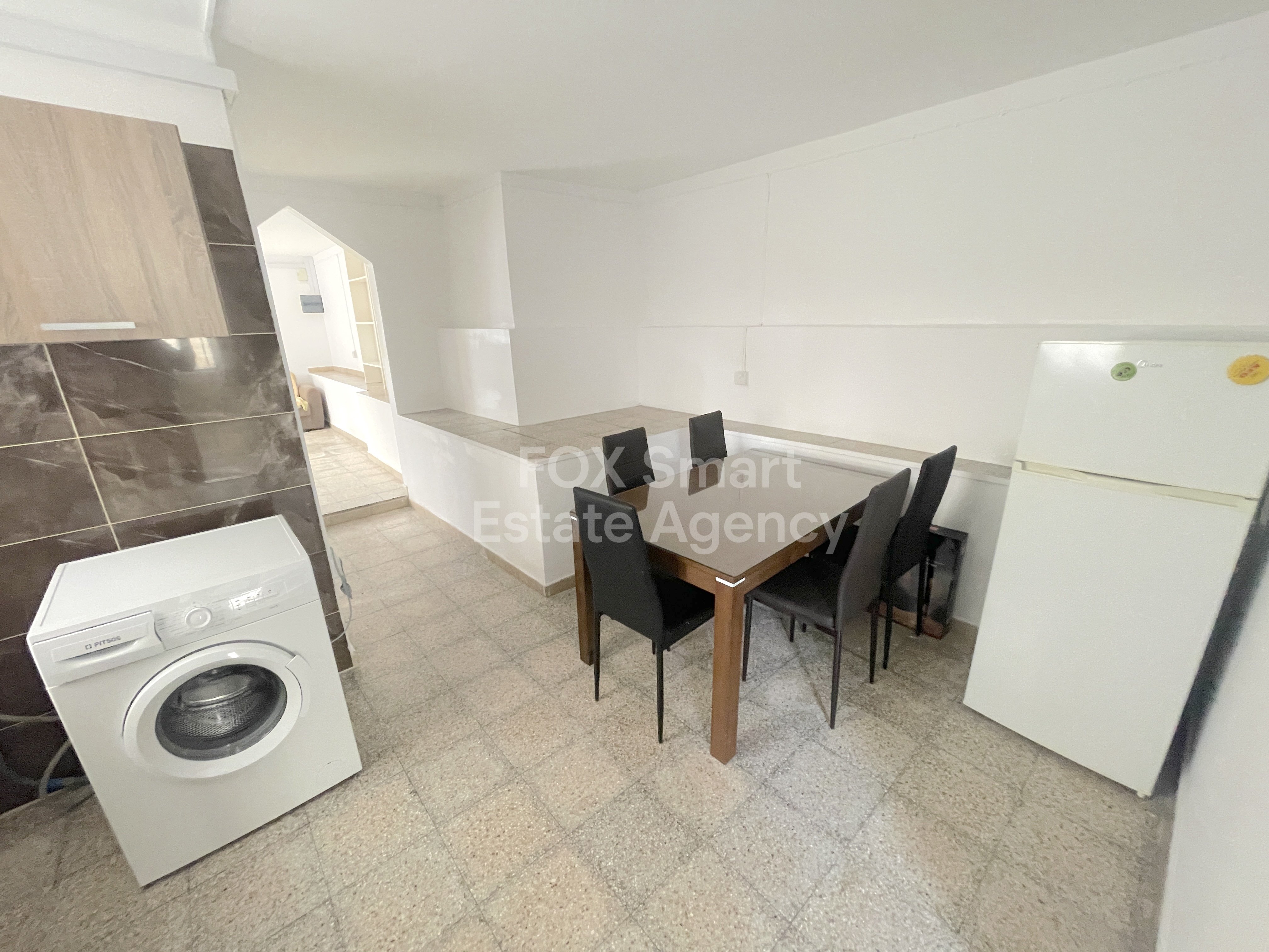 1-Bedroom Apartment with Spacious Yard in Prime Platy Aglantzia Location