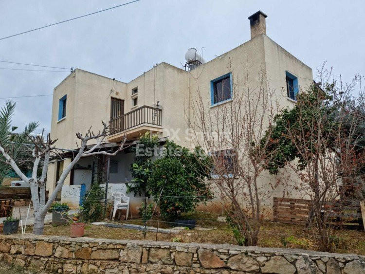 House, For Sale, Paphos, Neo Chorio  4 Bedrooms 2 Bathrooms.....