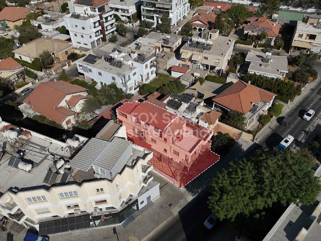 House in Nicosia - Image 4