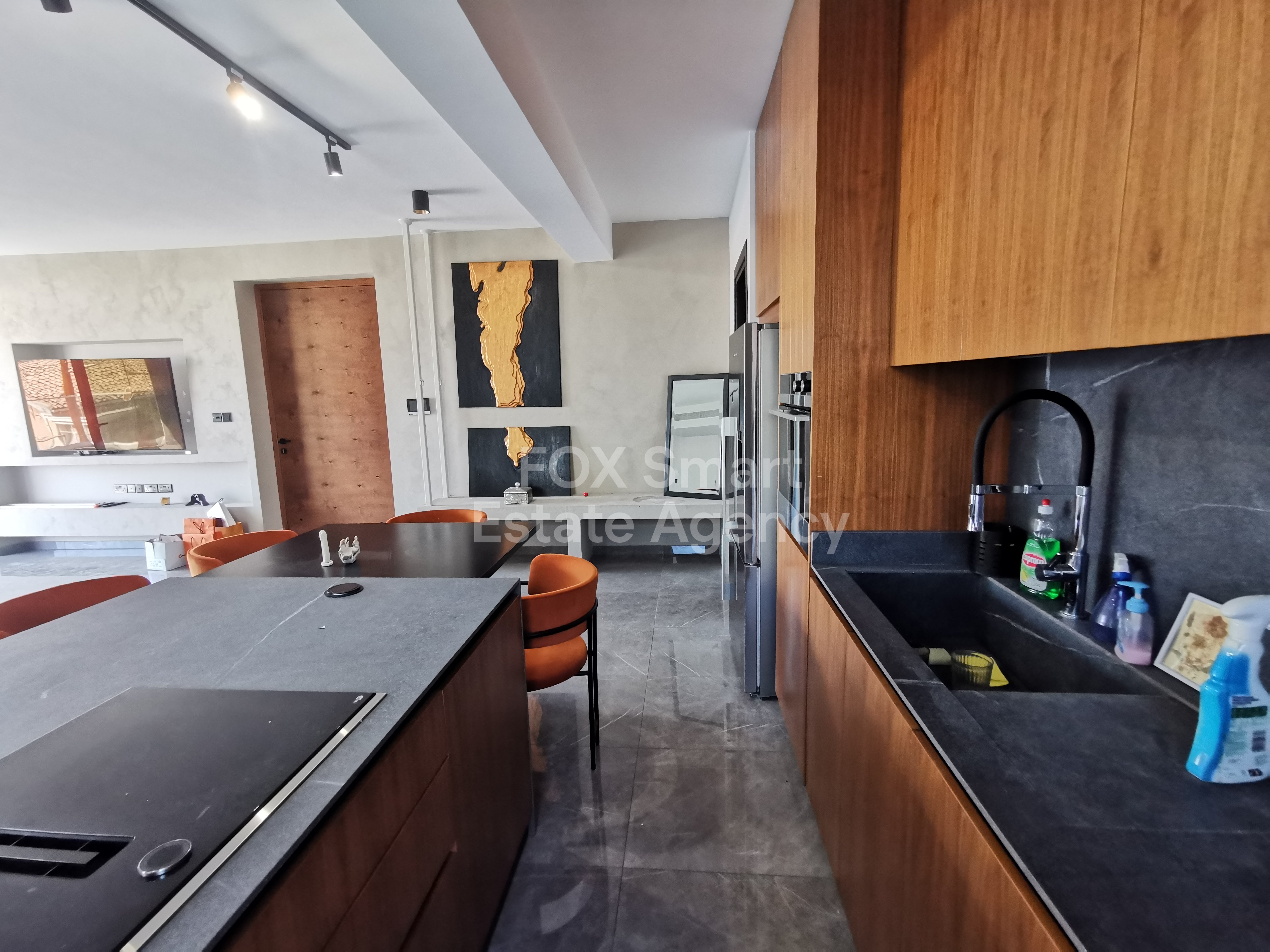 FOR SALE – Modern 3-Bedroom Whole-Floor Apartment | Engomi – Agios Dometios Border