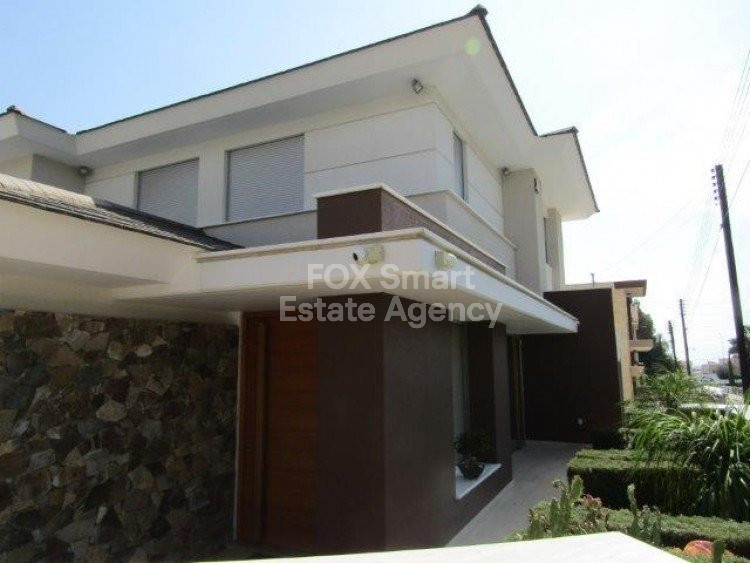 House, For Rent, Limassol  5 Bedrooms 1 Bathroom 615.00 SqMt.....