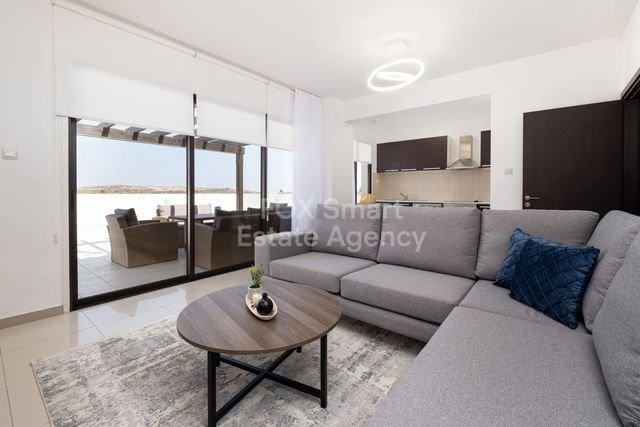 Top floor two bedroom apartment for rent, Tersefanou.