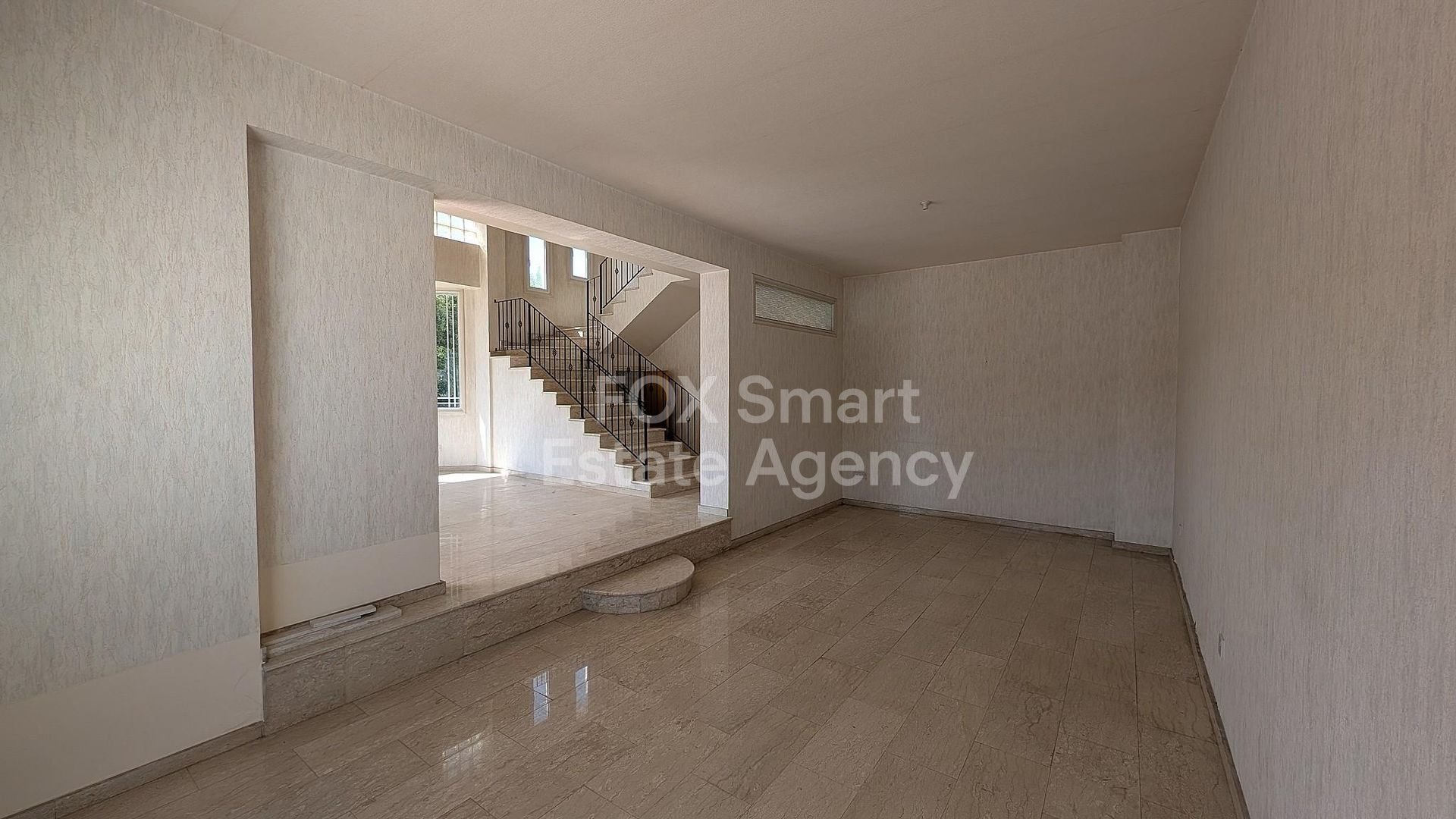 Charming 3-Bedroom Semi-Detached Home with Auxiliary Building in Strovolos