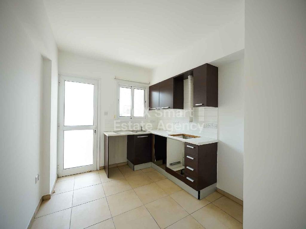 Ground floor two bedroom apartment with garden in Latsia, Nicosia for sale