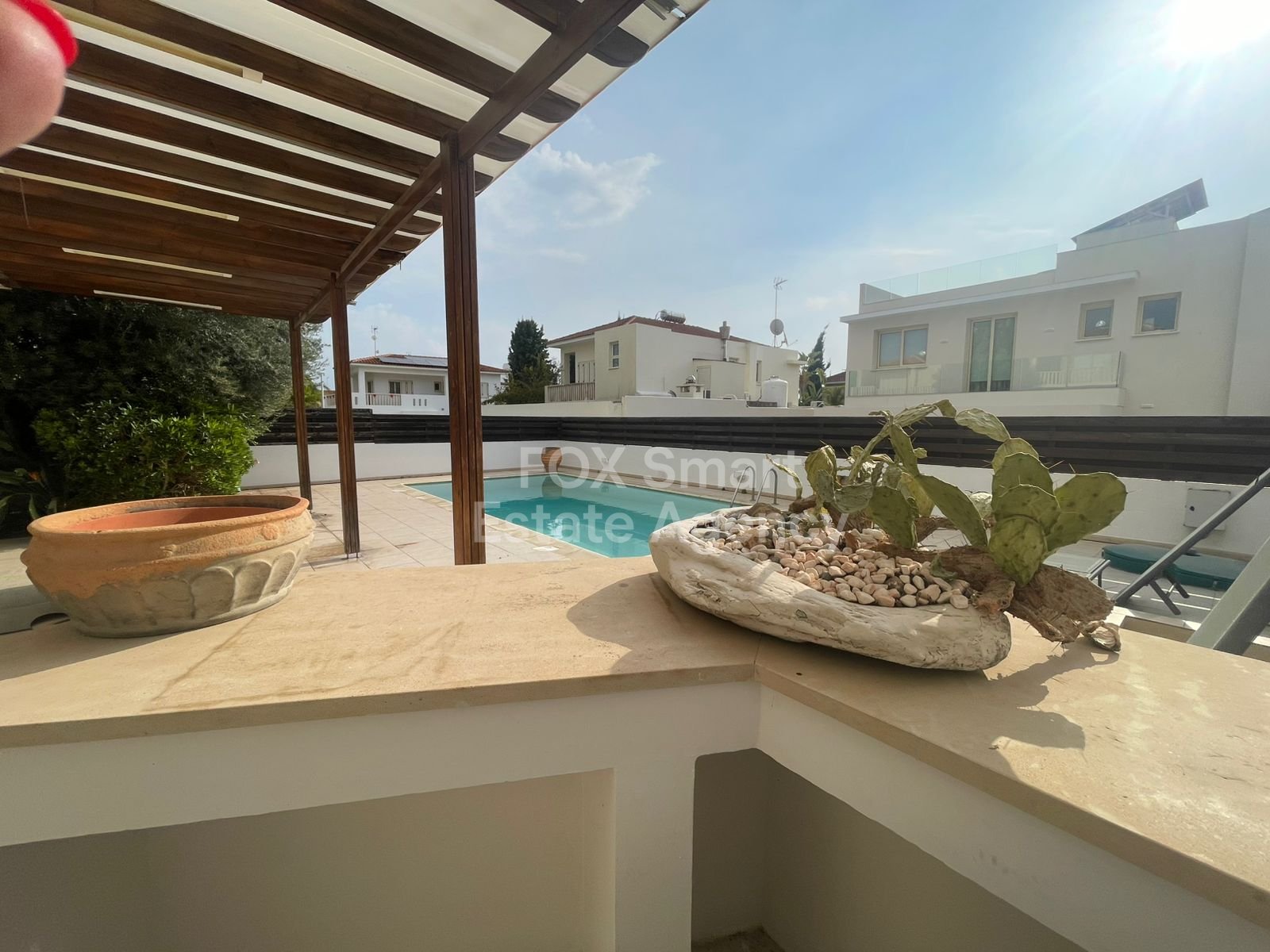 Relaxed Coastal Living: 3-Bedroom Villa Steps from the Beach in Pyla