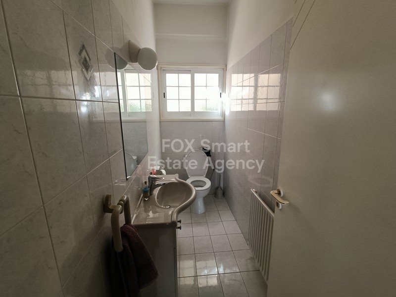 FOR SALE - Spacious 4-bedroom corner detached house in Pera Chorio - Nisou, in Nicosia