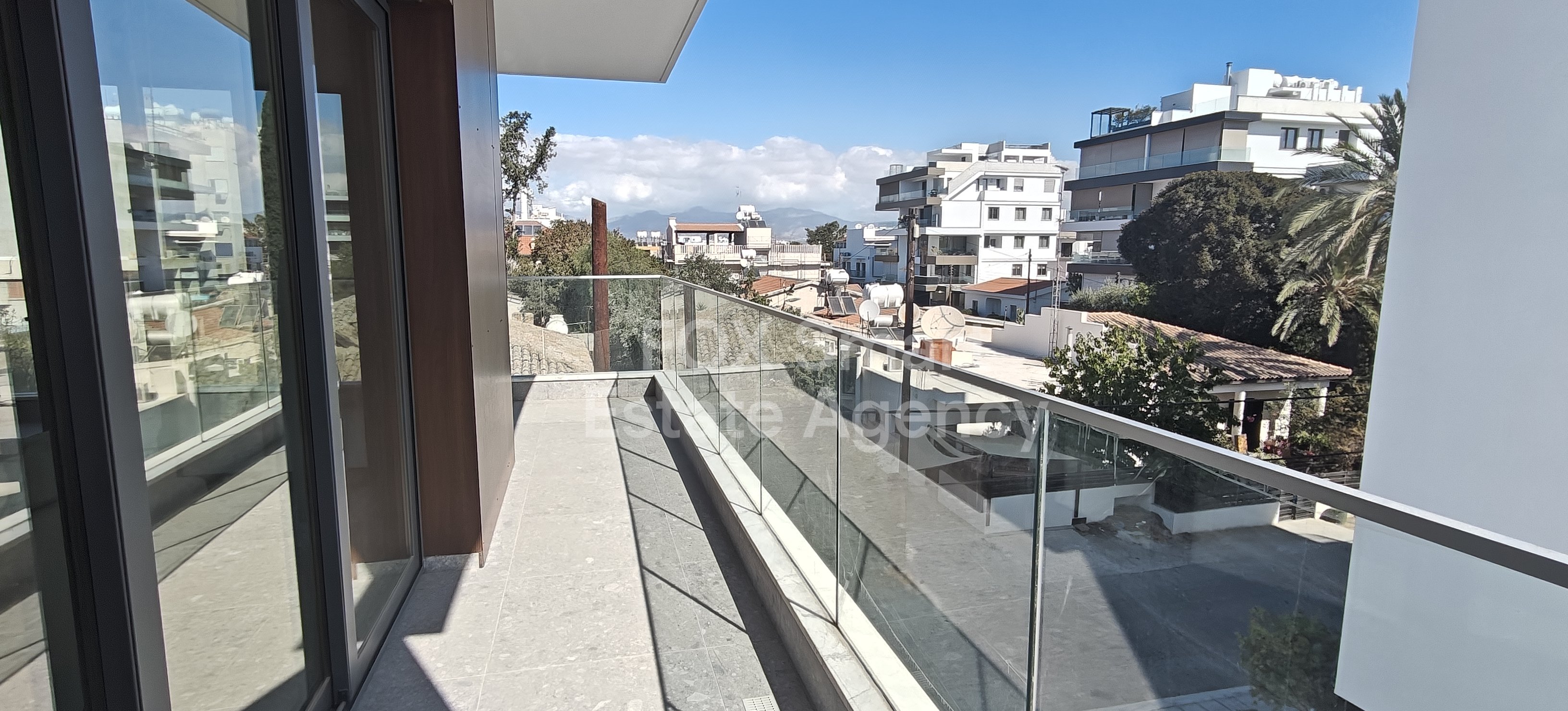 Beautiful fully furnished 2-bedroom apartment in Nicosia centre