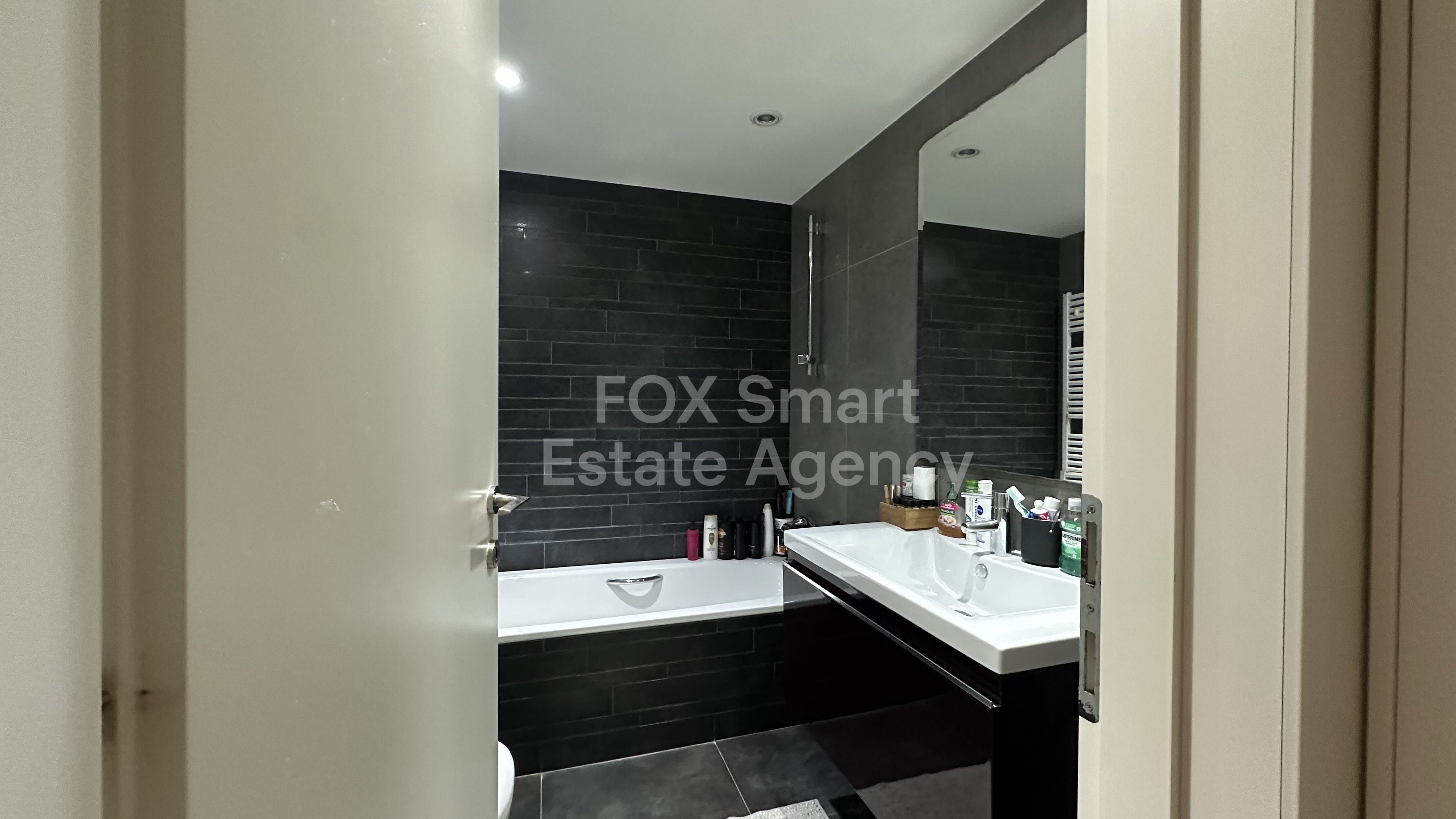 Two Bedroom Groundfloor Apartment in Strovolos