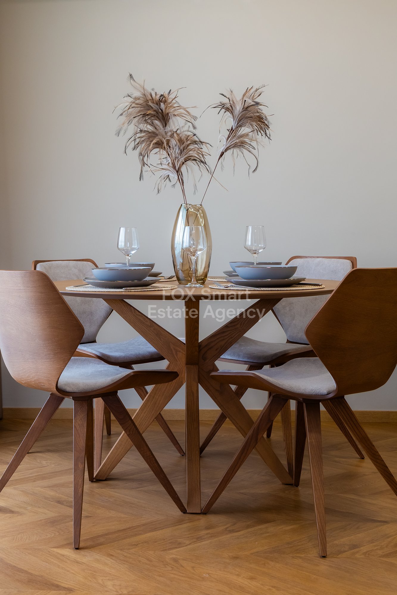 Luxury 2-Bedroom Apartment for Rent in Quiet Residential Area – Menou