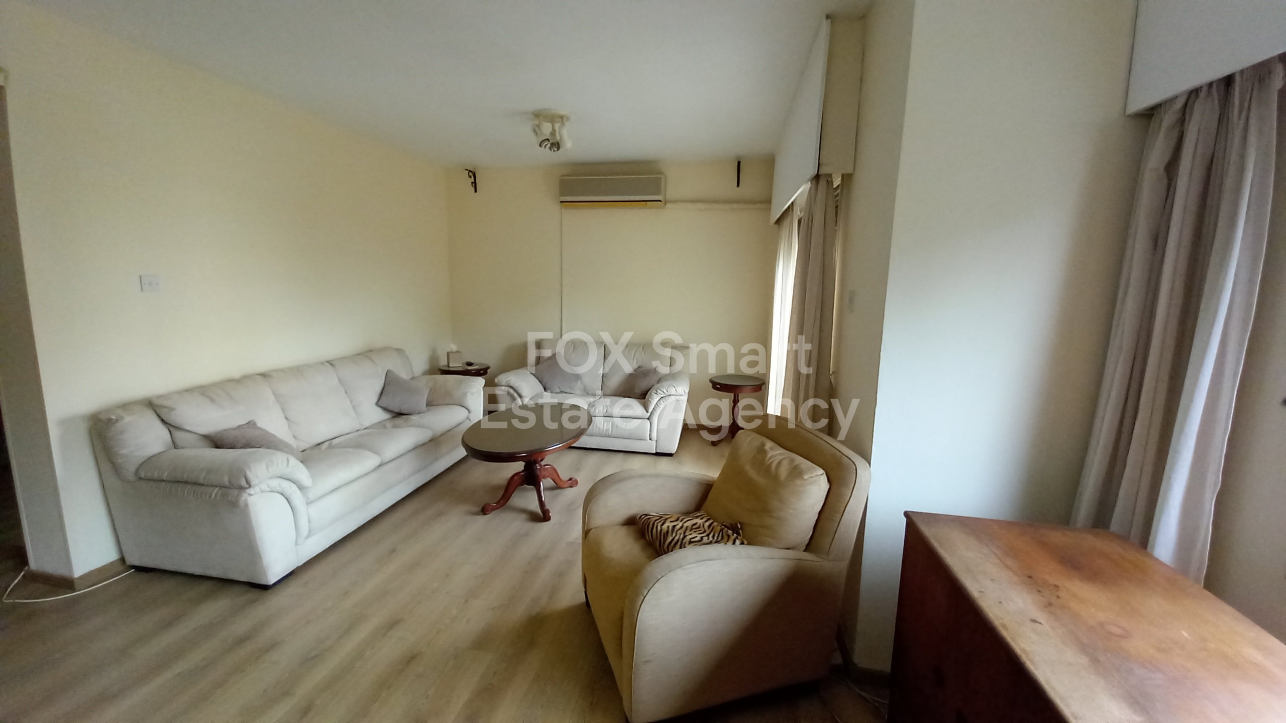 Cosy and furnished 3-bedroom Apartment for Rent in Acropolis