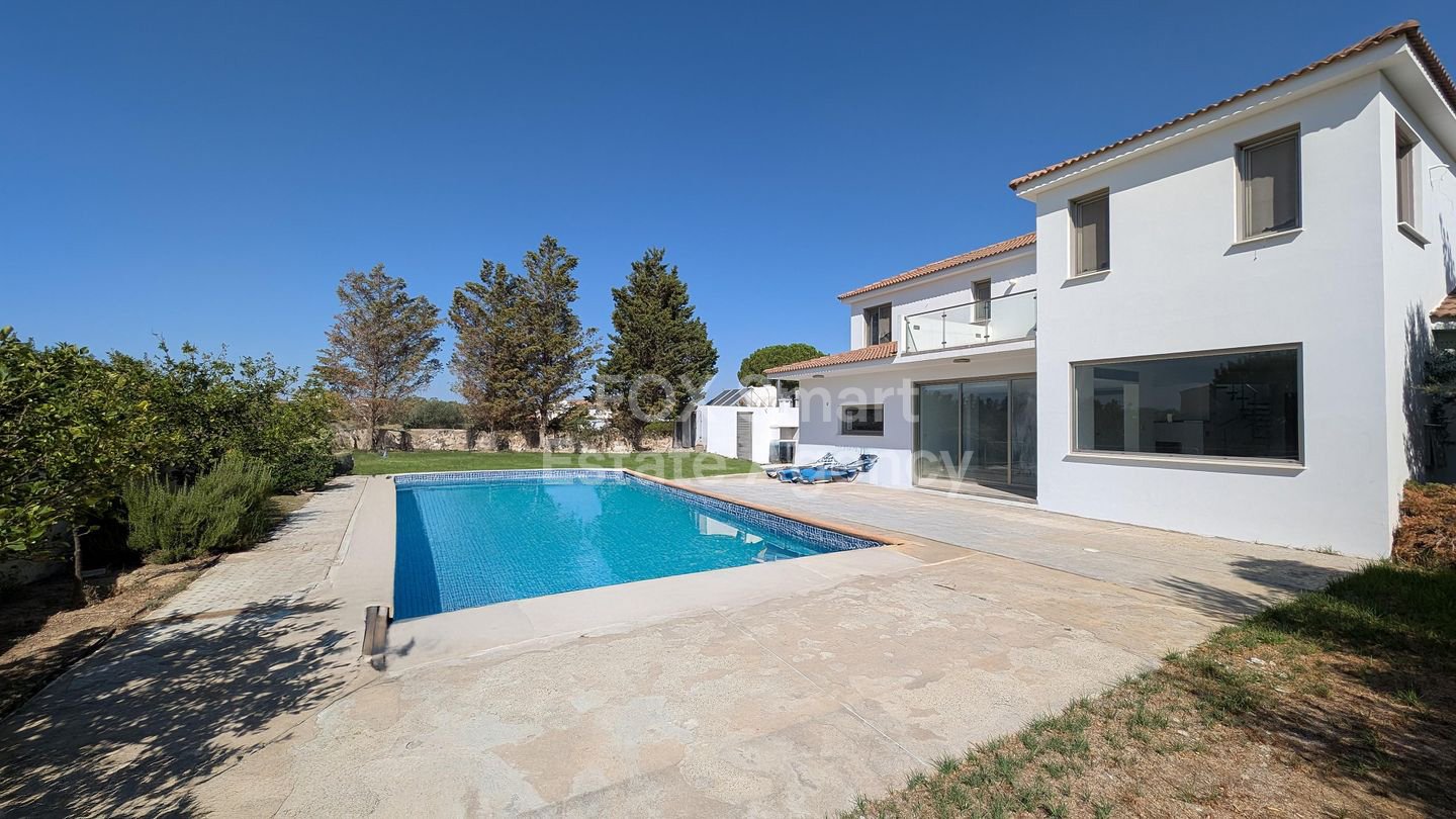 Luxury Two-Storey House in Pano Deftera, Nicosia for sale