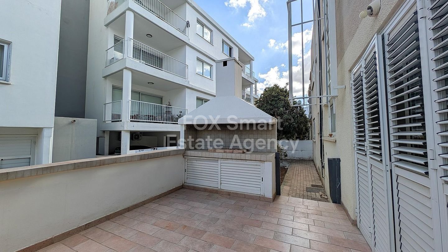 Charming Ground-Floor Apartment, with large verandas in Prestigious Strovolos
