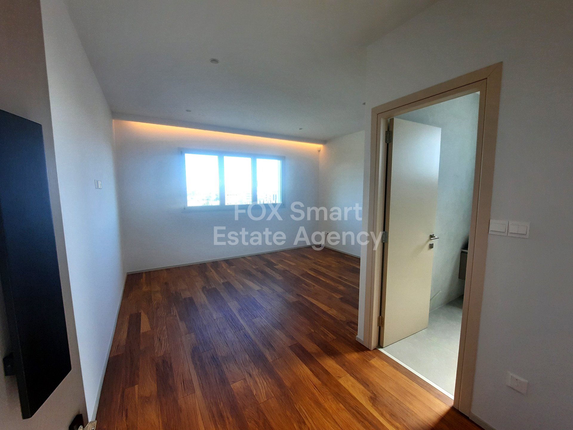 Luxury 4-Bedroom Penthouse | 205 sqm + 95 sqm Verandas | Strovolos, Nicosia