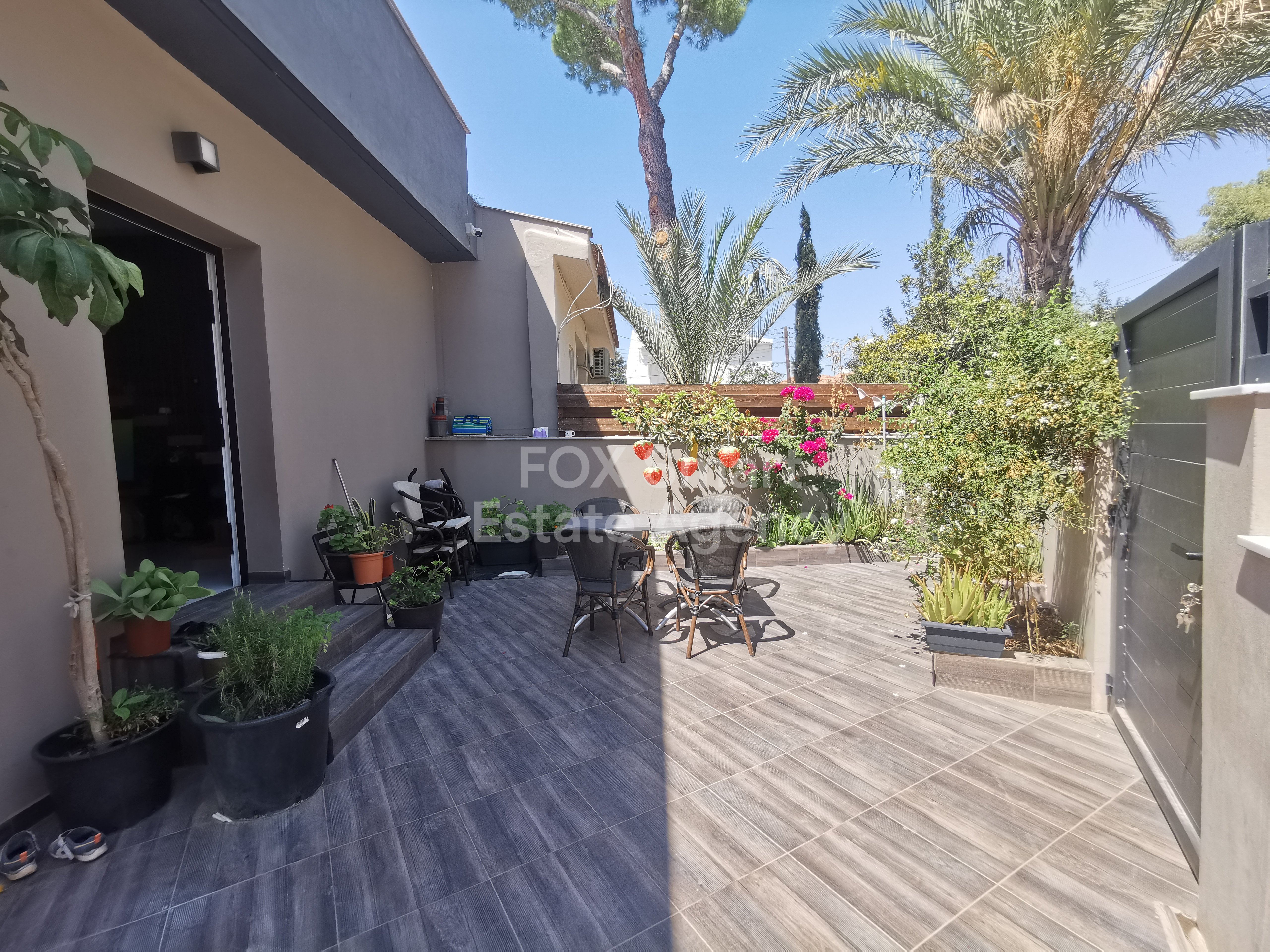 Semi-Detached 3-Bedroom House in Agios Dometios