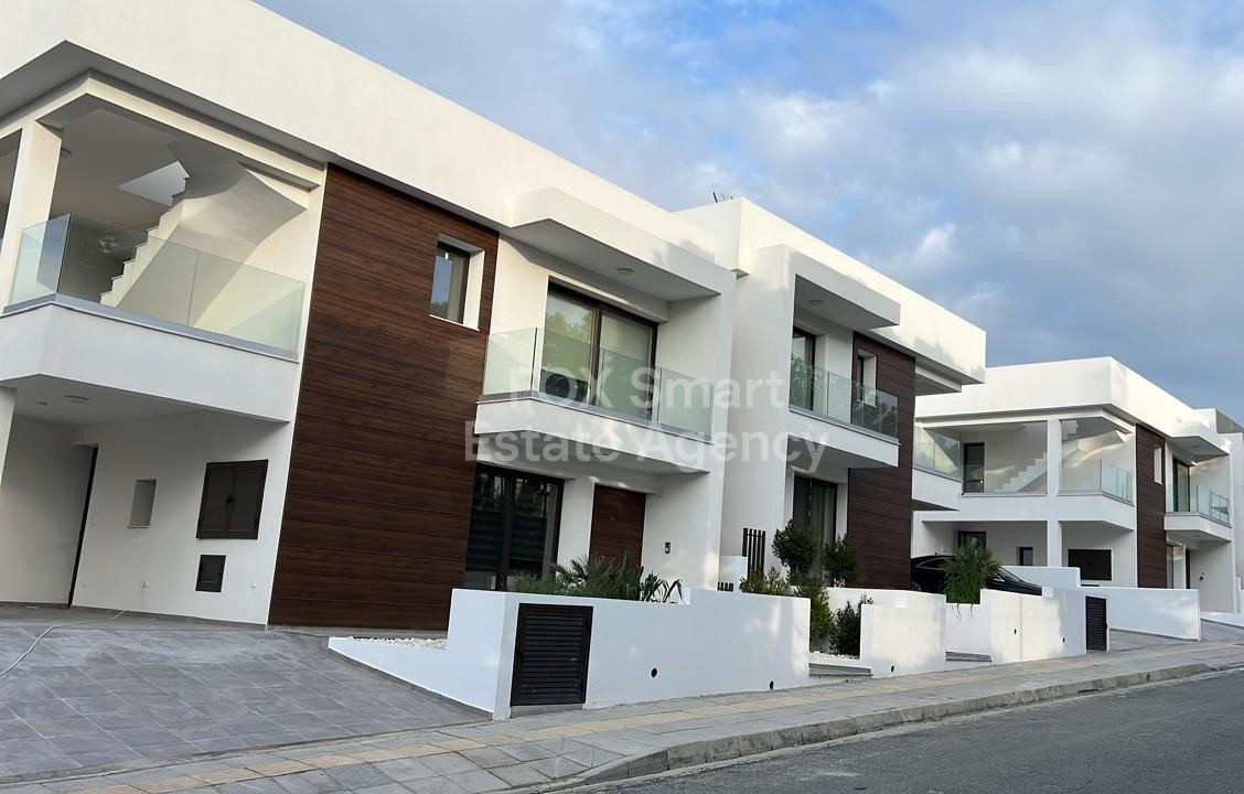 Three bedroom house for sale, Pyla area.