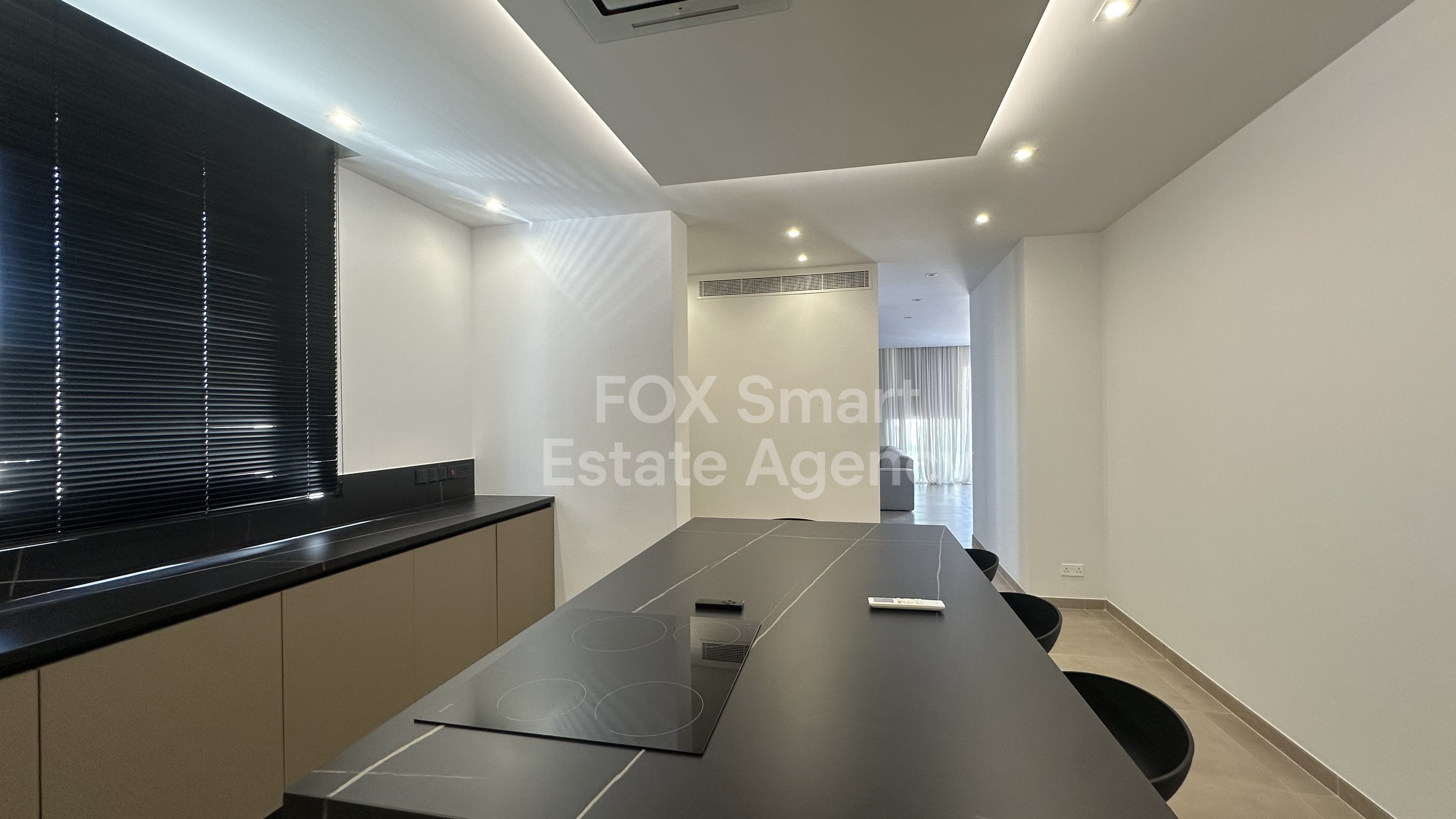 Luxurious Three Bedroom Penthouse Apartment