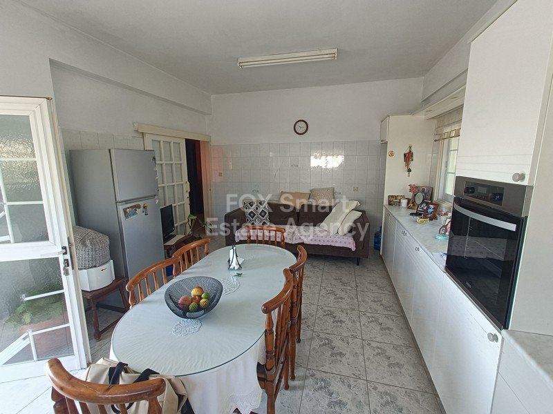 FOR SALE - Spacious 4-bedroom corner detached house in Pera Chorio - Nisou, in Nicosia