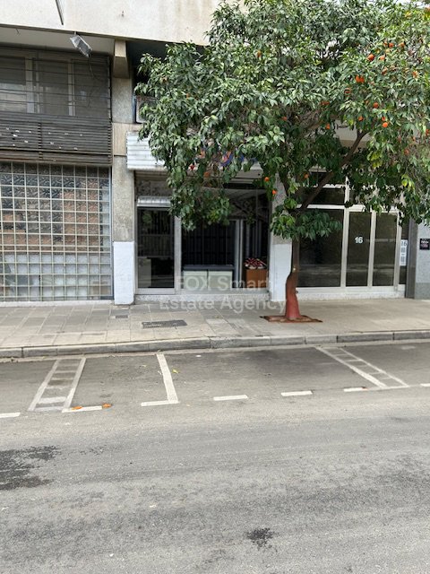 Proprietate 8