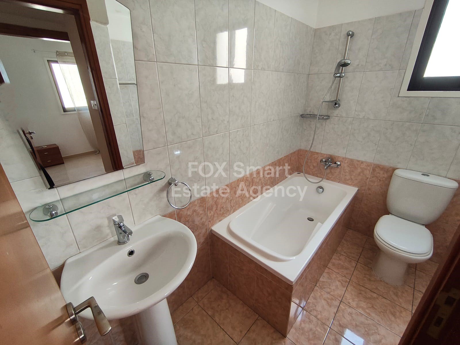 3 Bedroom Top n' Whole Floor Apartment in Drosia, Larnaca.