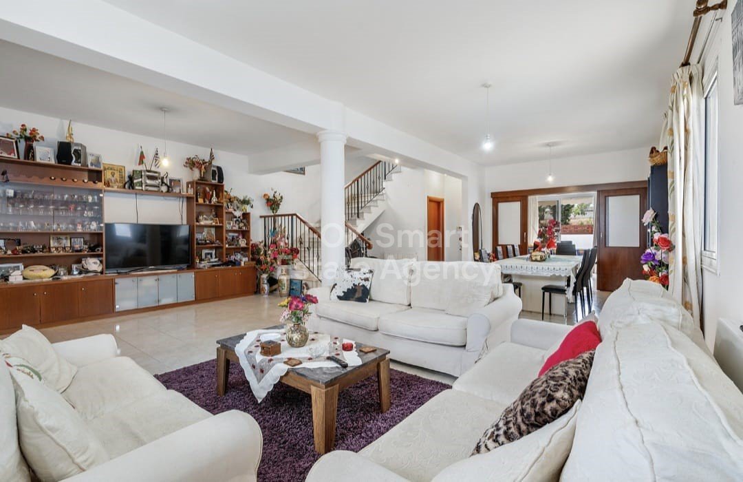 5 Bedroom House in Vergina, Larnaca