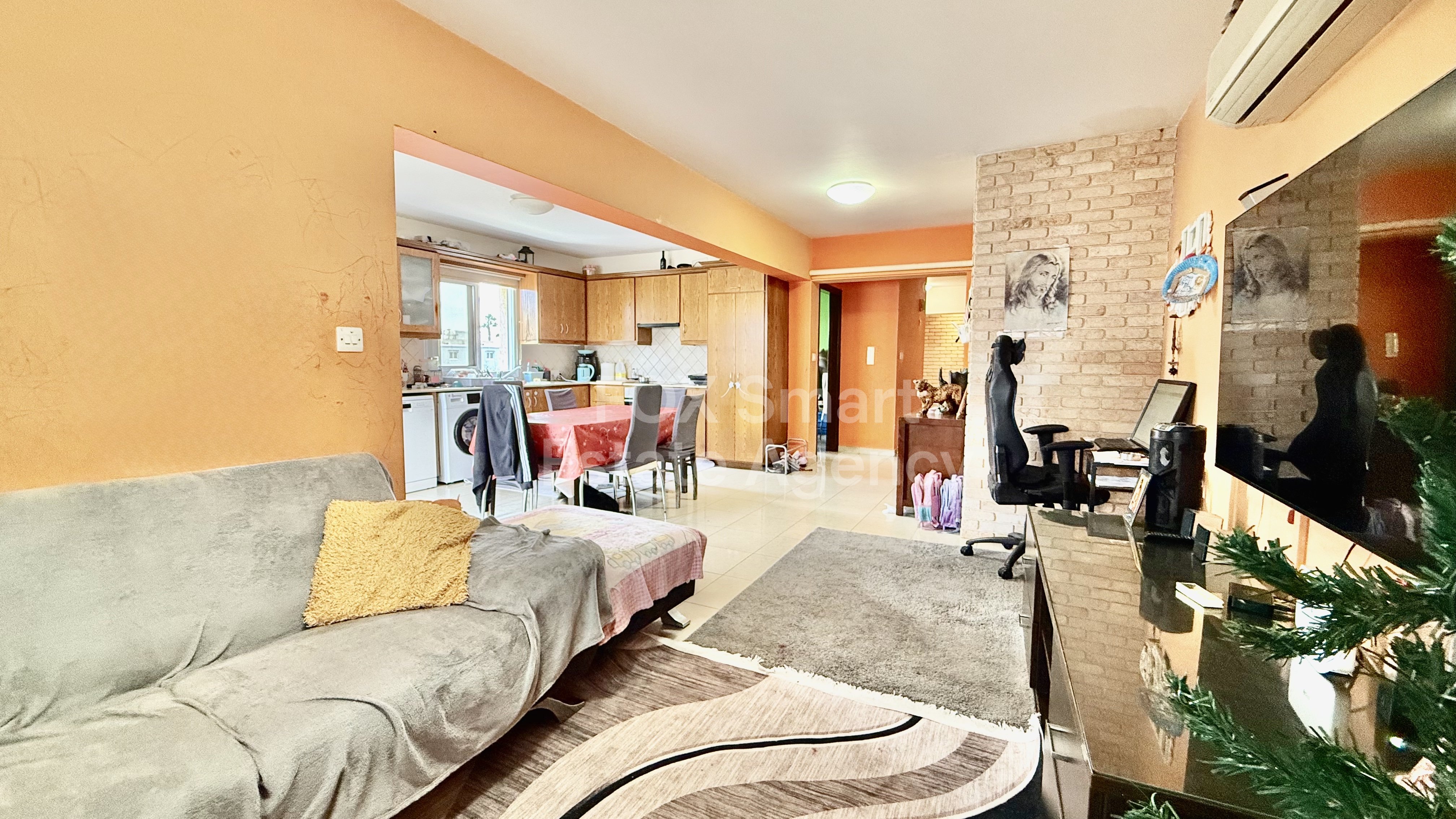 Spacious 3-Bedroom Apartment with Title Deeds – Exceptional Value in Kiti