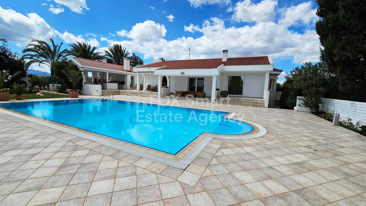 House, For Sale, Nicosia, Deftera Pano  5 Bedrooms 4 Bathroo.....