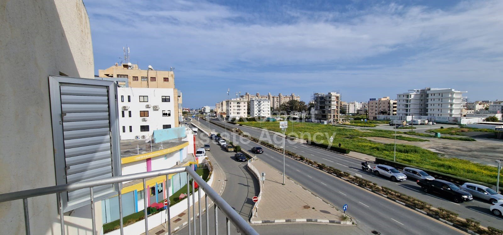 Apartment, For Sale, Larnaca, Harbor  3 Bedrooms 1 Bathroom 