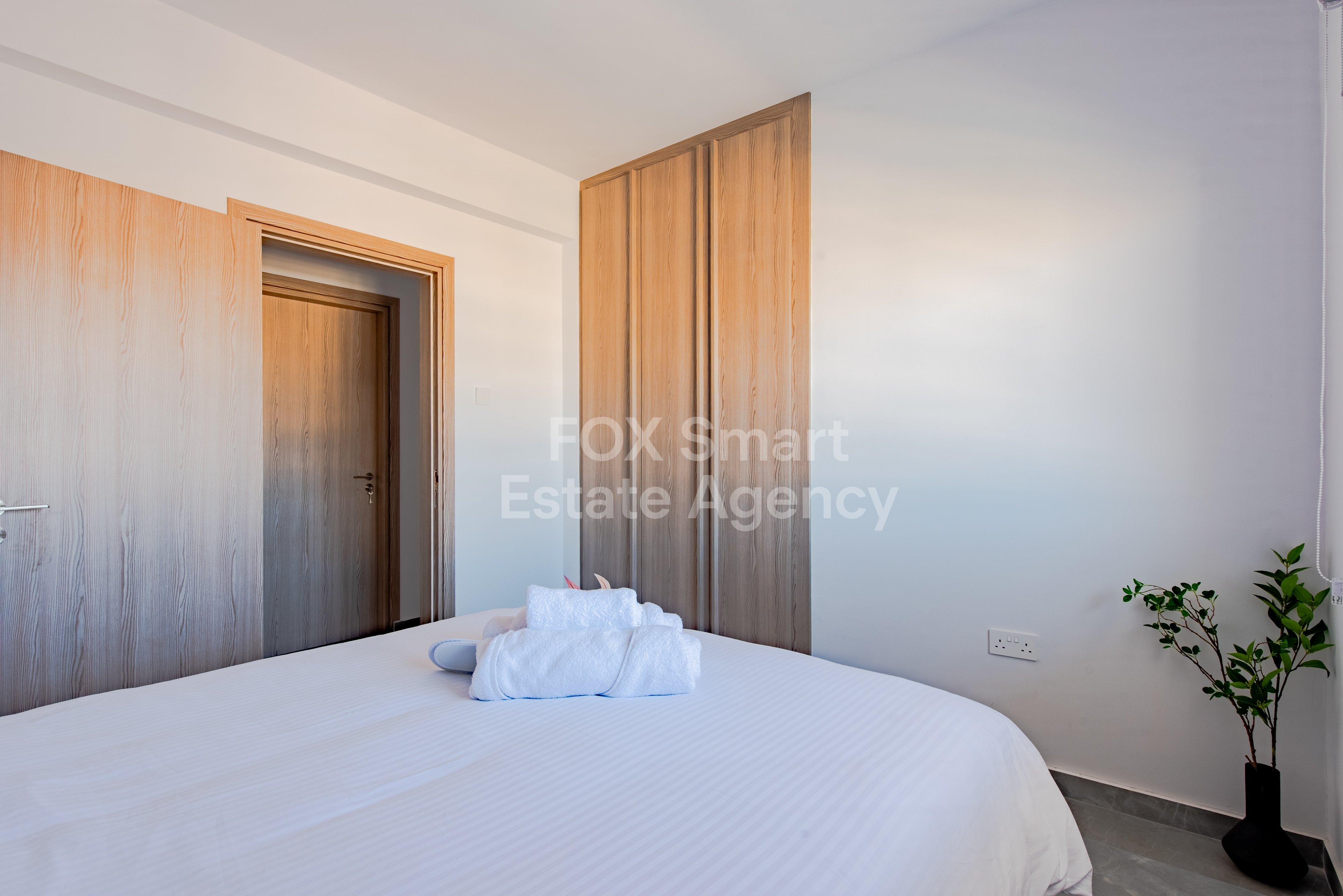 Fully renovated modern apartment near Larnaca Finikoudes