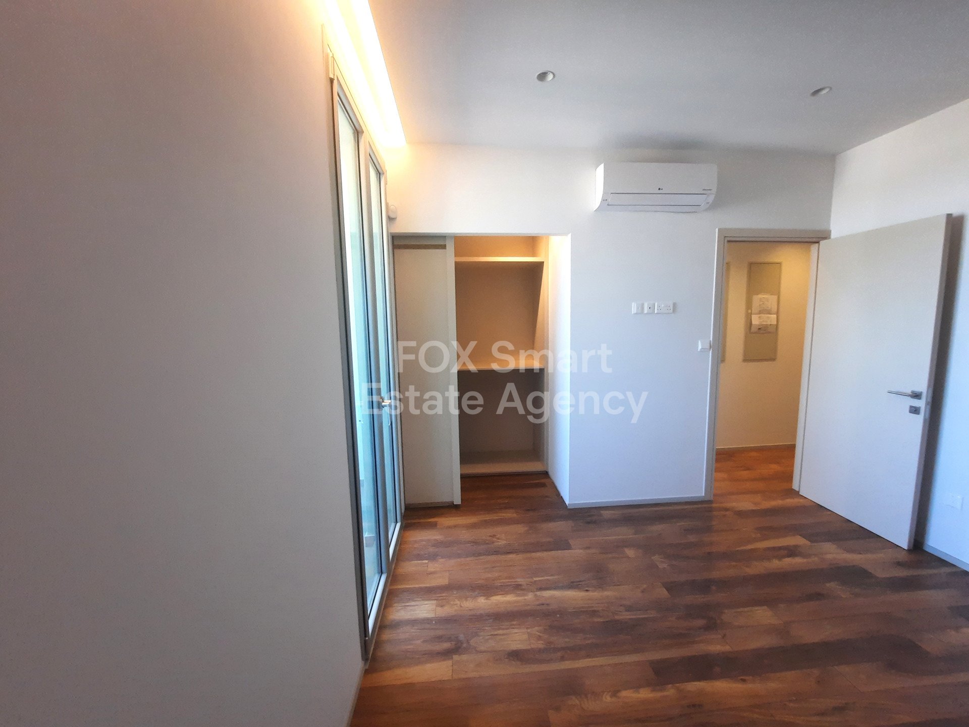 Luxury 4-Bedroom Penthouse | 205 sqm + 95 sqm Verandas | Strovolos, Nicosia