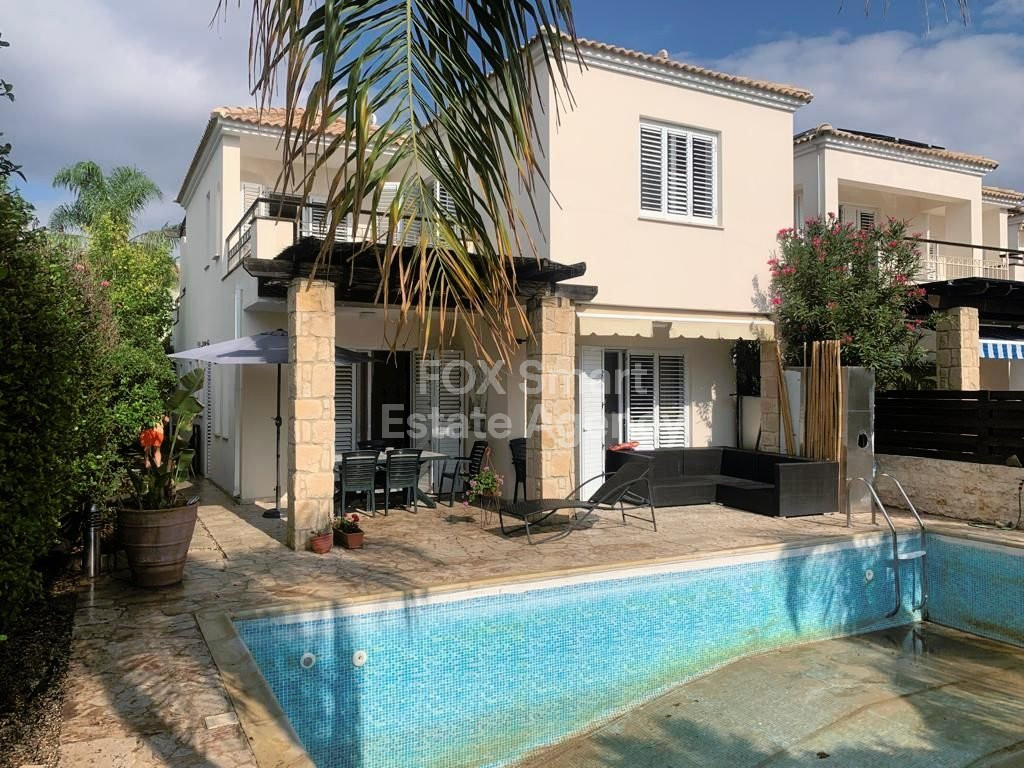 House, For Sale, Paphos  3 Bedrooms 3 Bathrooms 600.00 SqMt 