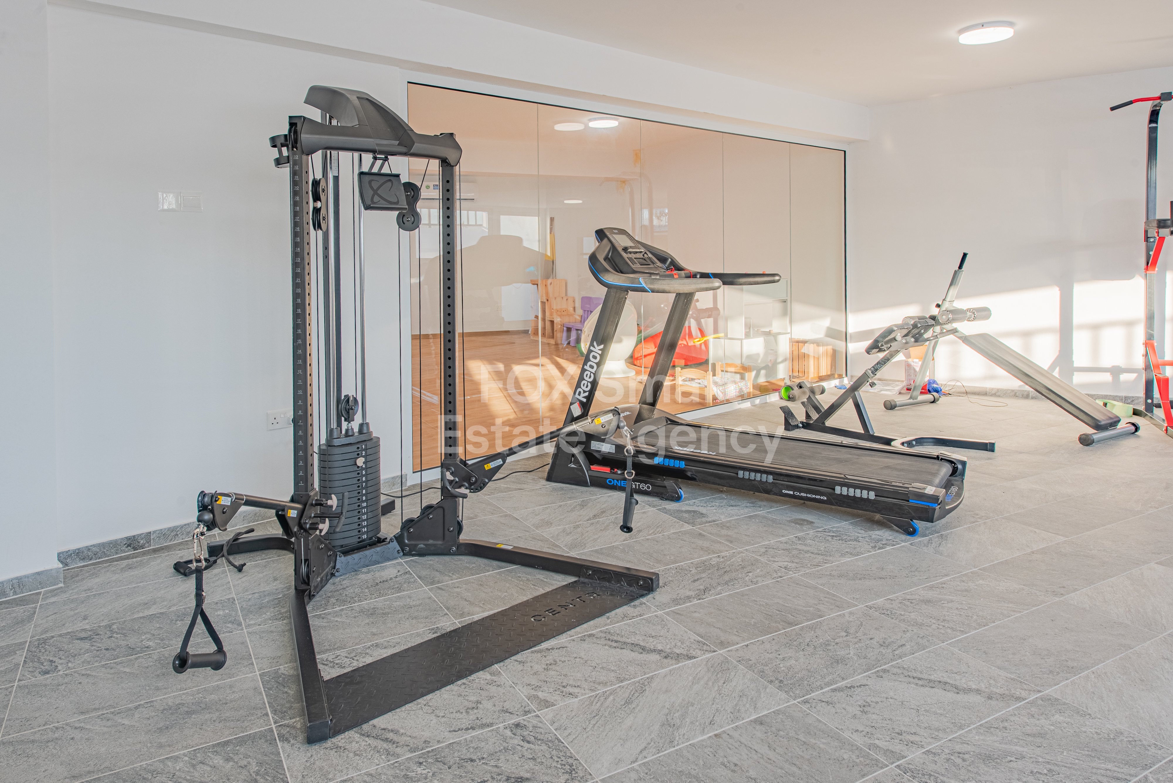 Modern 2BR Apartment in Livadia – Don’t Miss This Opportunity