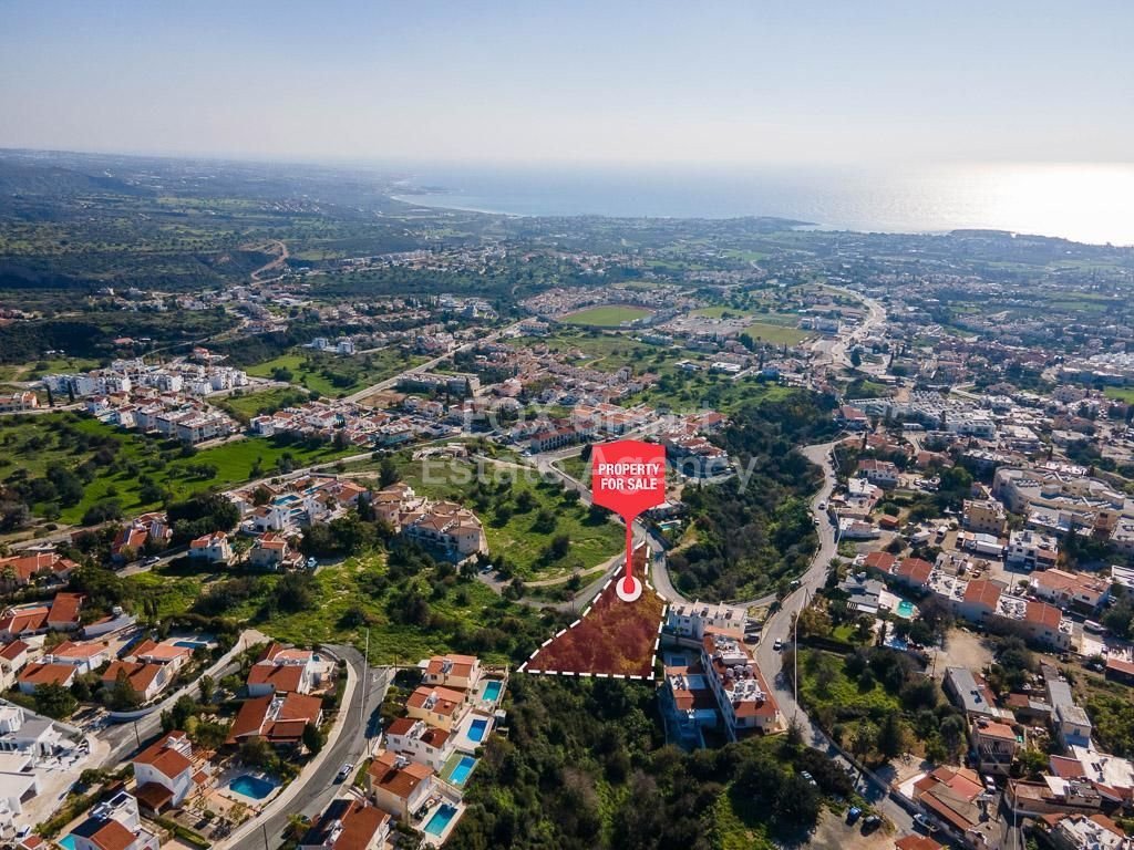 House in Pegeia - Image 5