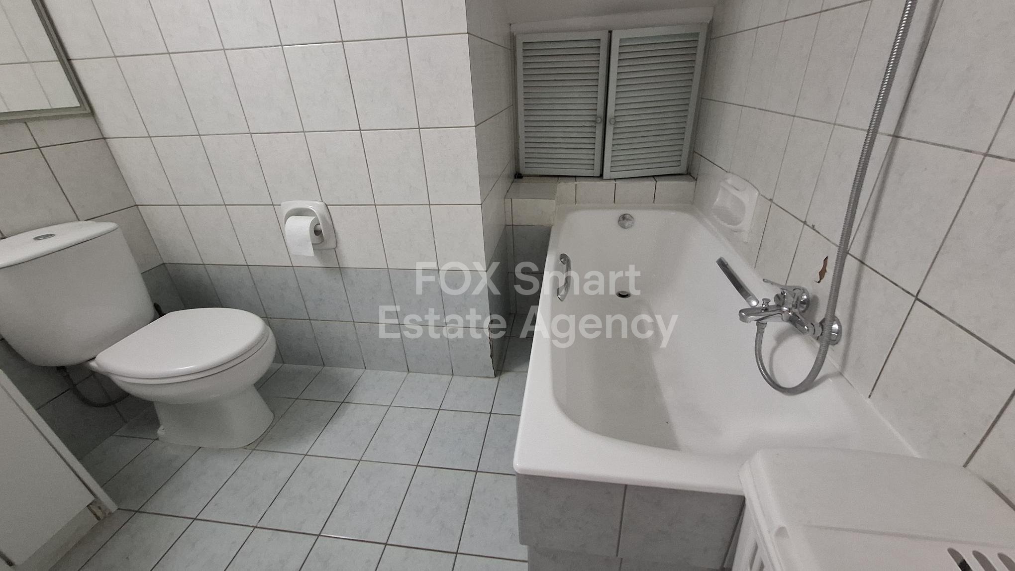 For Rent: 2-Bedroom Ground Floor Apartment with Spacious Yard, near Mikel Aglatzias