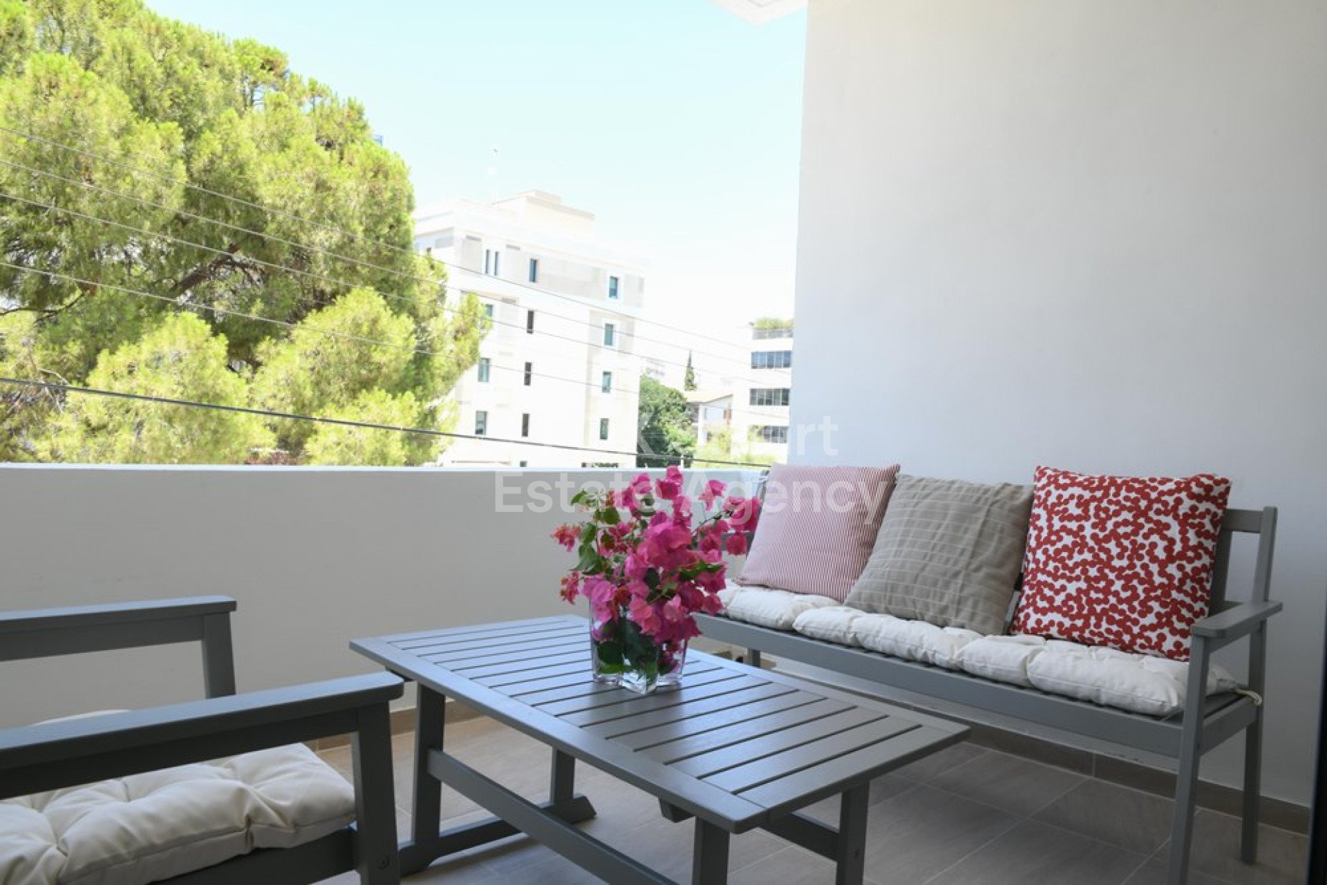 Apartment, For Rent, Nicosia, Agioi Omologites