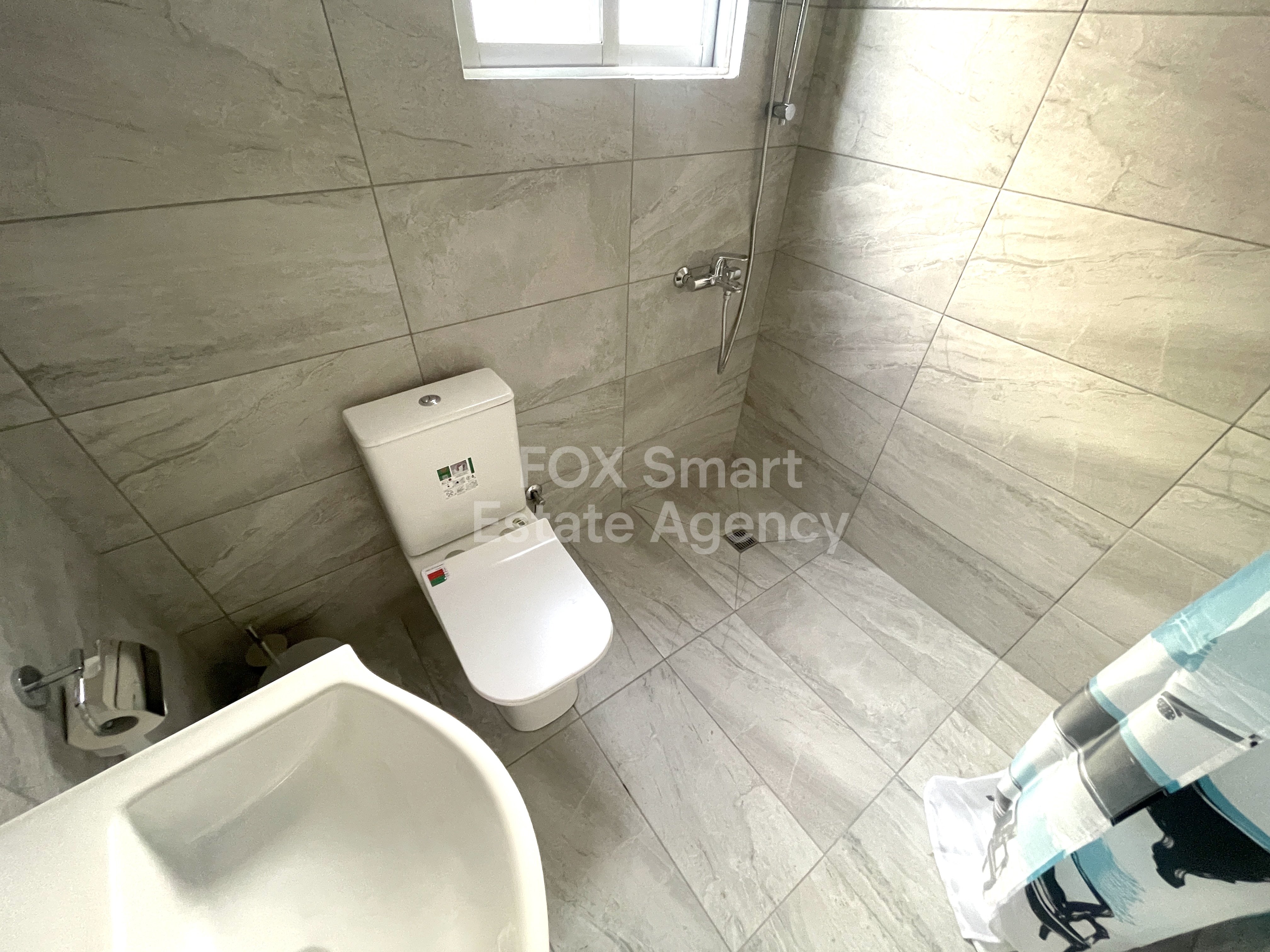 1-Bedroom Apartment with Spacious Yard in Prime Platy Aglantzia Location