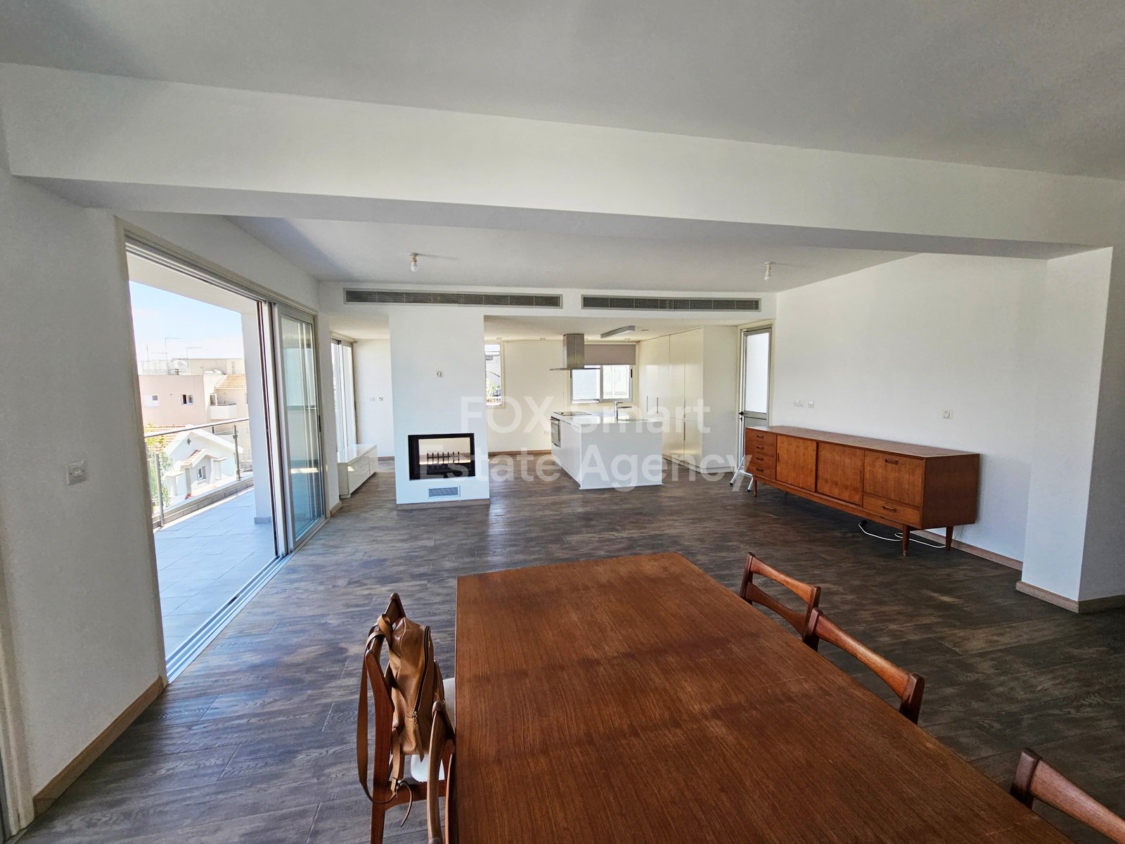 Three bedroom whole floor Penthouse apartment