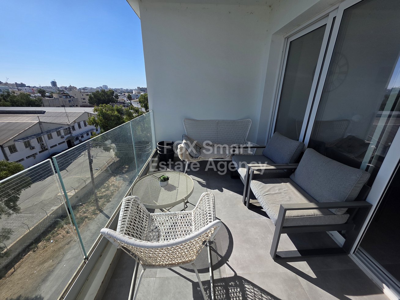 Apartment in Chrysopolitissa - Image 4