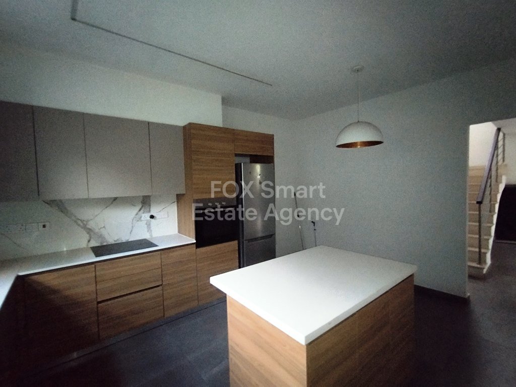 Luxurious 3 Bedroom Villa in Livadia For Rent