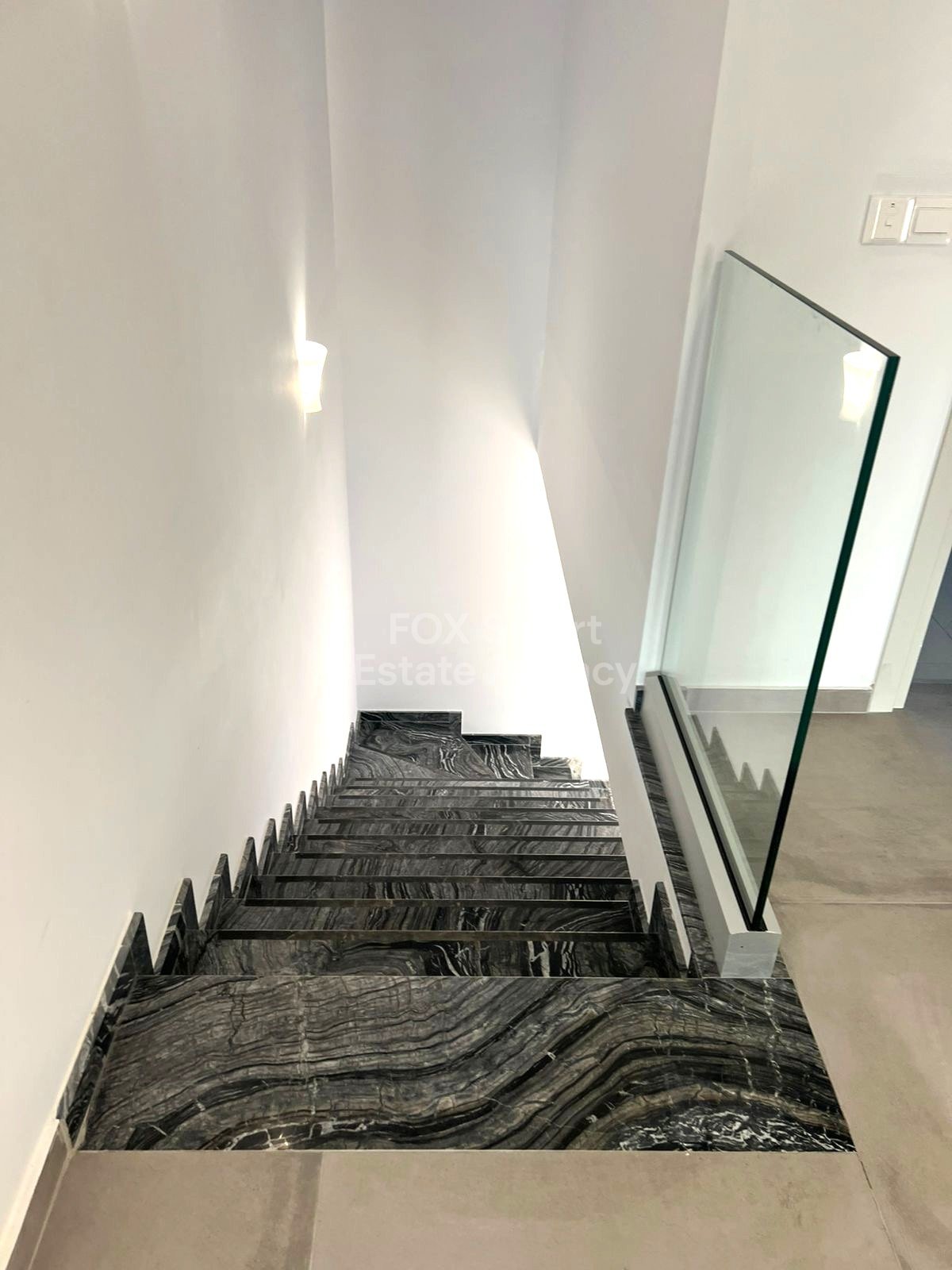 House in Oroklini - Image 4