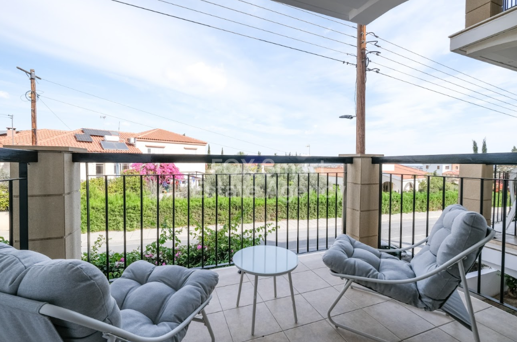 Two bedroom apartment for rent, Tersefanou.